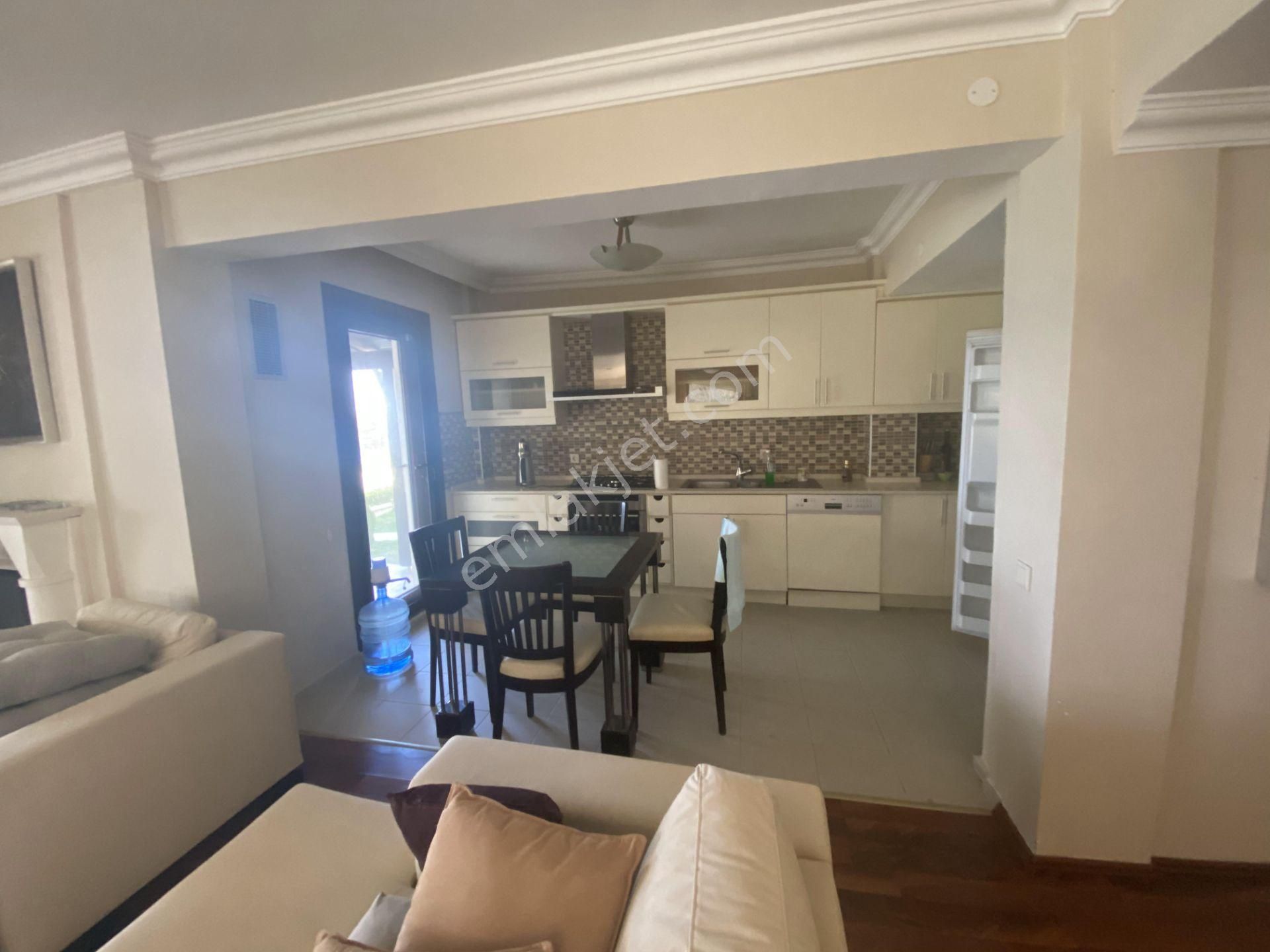 Balıkesir Ayvalık Ta Satılık Muhtesem Villa.denize Sıfır. - Görsel 6