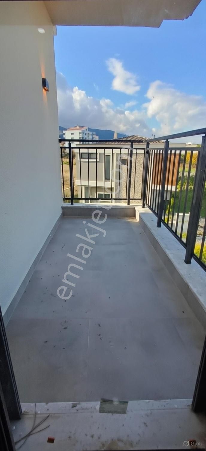 Mazaralı Sıfır Oturmaya Hazır Lüx Villalar - Görsel 22