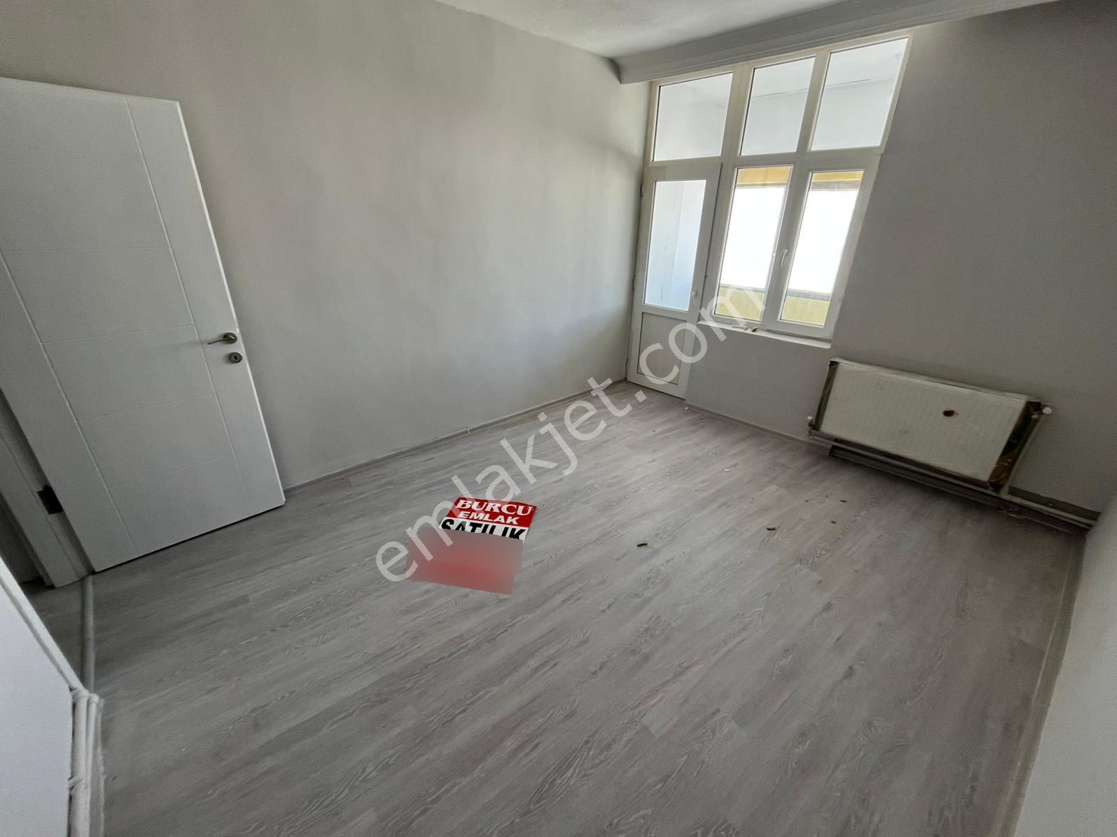 Lise Caddesi Üzerinde 4+1 Cephesi Açık Satılık Daire***burcu*** - Görsel 19