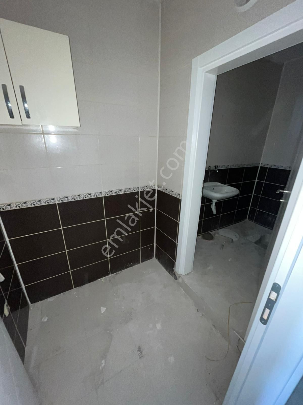 Lise Caddesi Üzerinde 4+1 Cephesi Açık Satılık Daire***burcu*** - Görsel 24