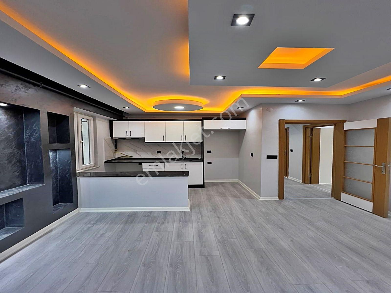 Cadde34'den Metrobüse Yürüme Mesafesinde %80 Krediye Uygun Çift Bahçeli Giriş Seviyesinde Bahçe Katı - Görsel 2