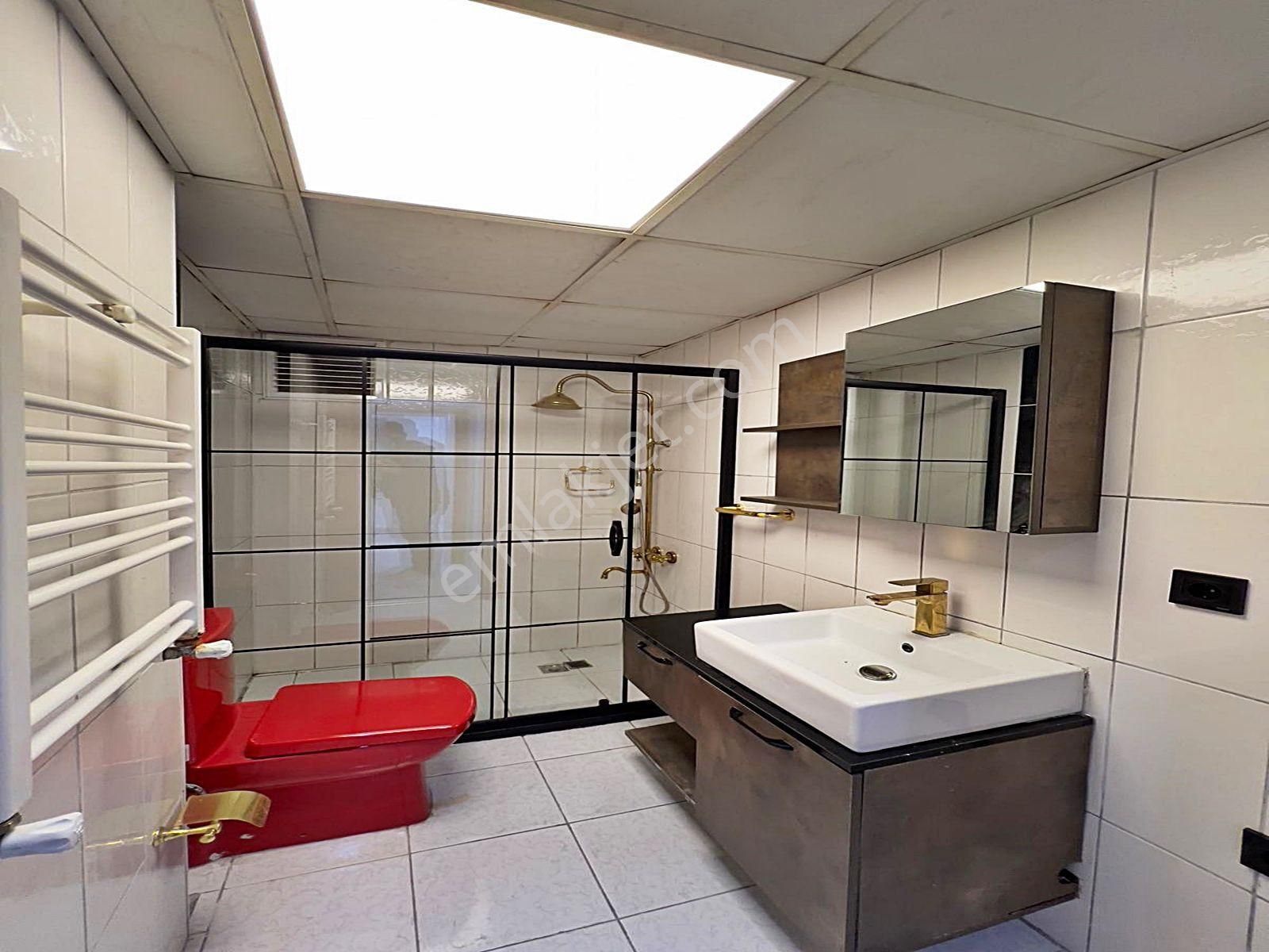 Cadde34'den Metrobüse Yürüme Mesafesinde %80 Krediye Uygun Çift Bahçeli Giriş Seviyesinde Bahçe Katı - Görsel 14