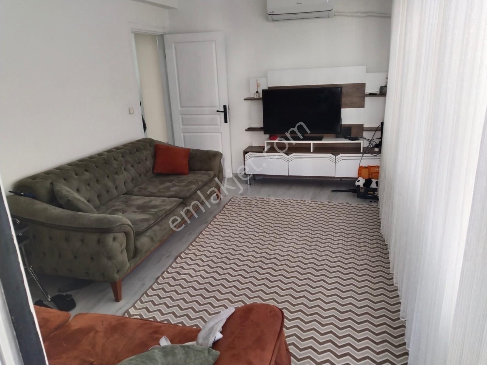 Dutlubahçe 'de Doğalgazlı Ayrı Mutfaklı Geniş 3+1 - Görsel 8