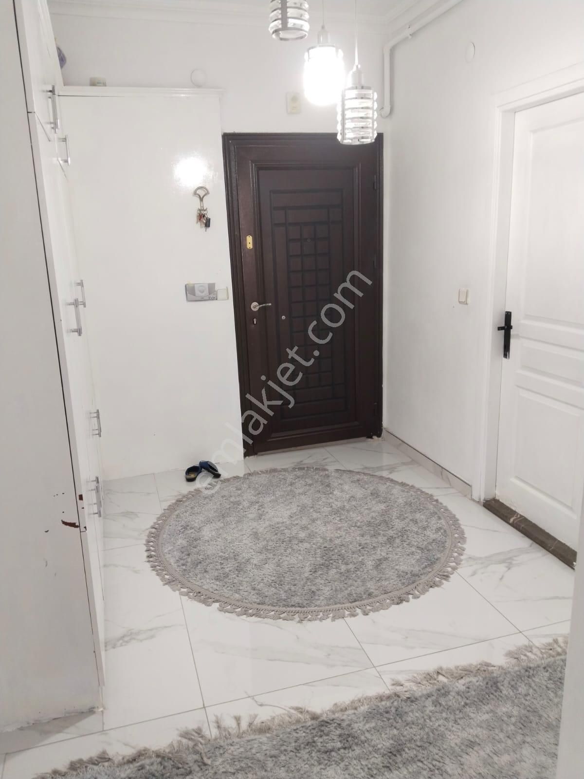 Dutlubahçe 'de Doğalgazlı Ayrı Mutfaklı Geniş 3+1 - Görsel 16