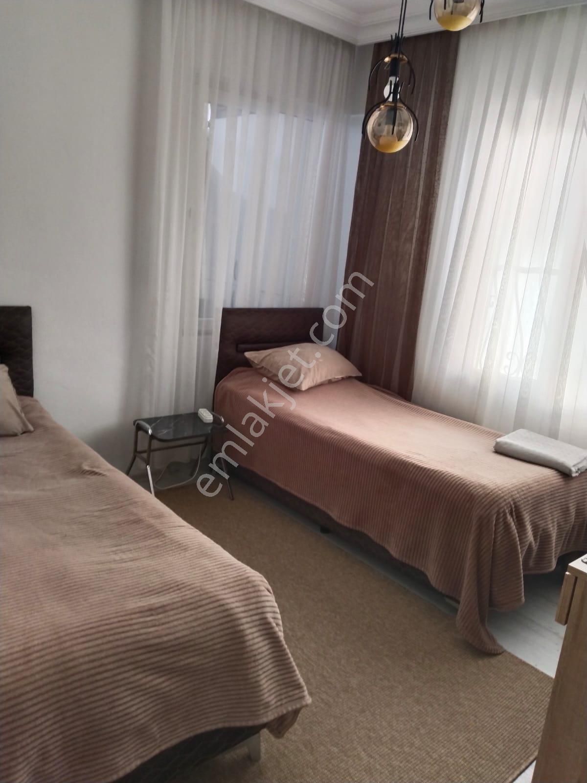 Dutlubahçe 'de Doğalgazlı Ayrı Mutfaklı Geniş 3+1 - Görsel 13