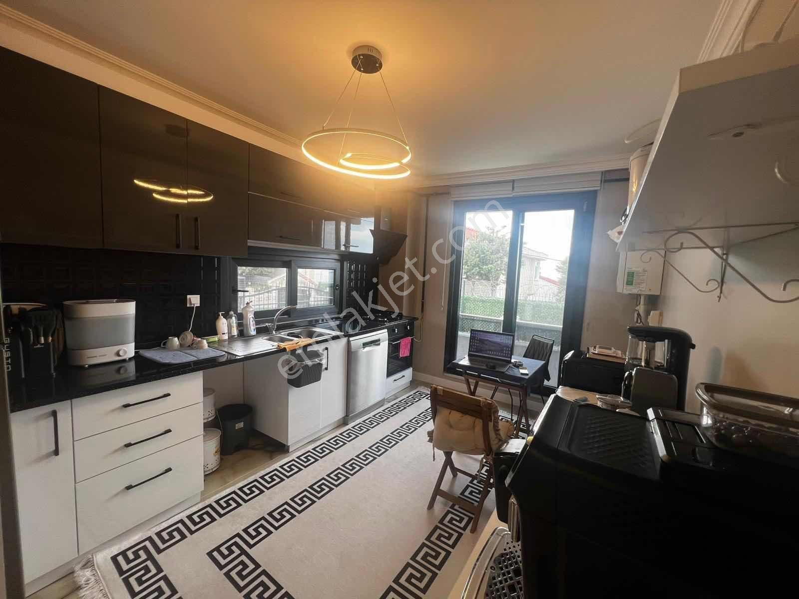 Silivri Selimpaşa'da Müstakil Sıfır Ful Deniz Manzaralı Villa! - Görsel 4