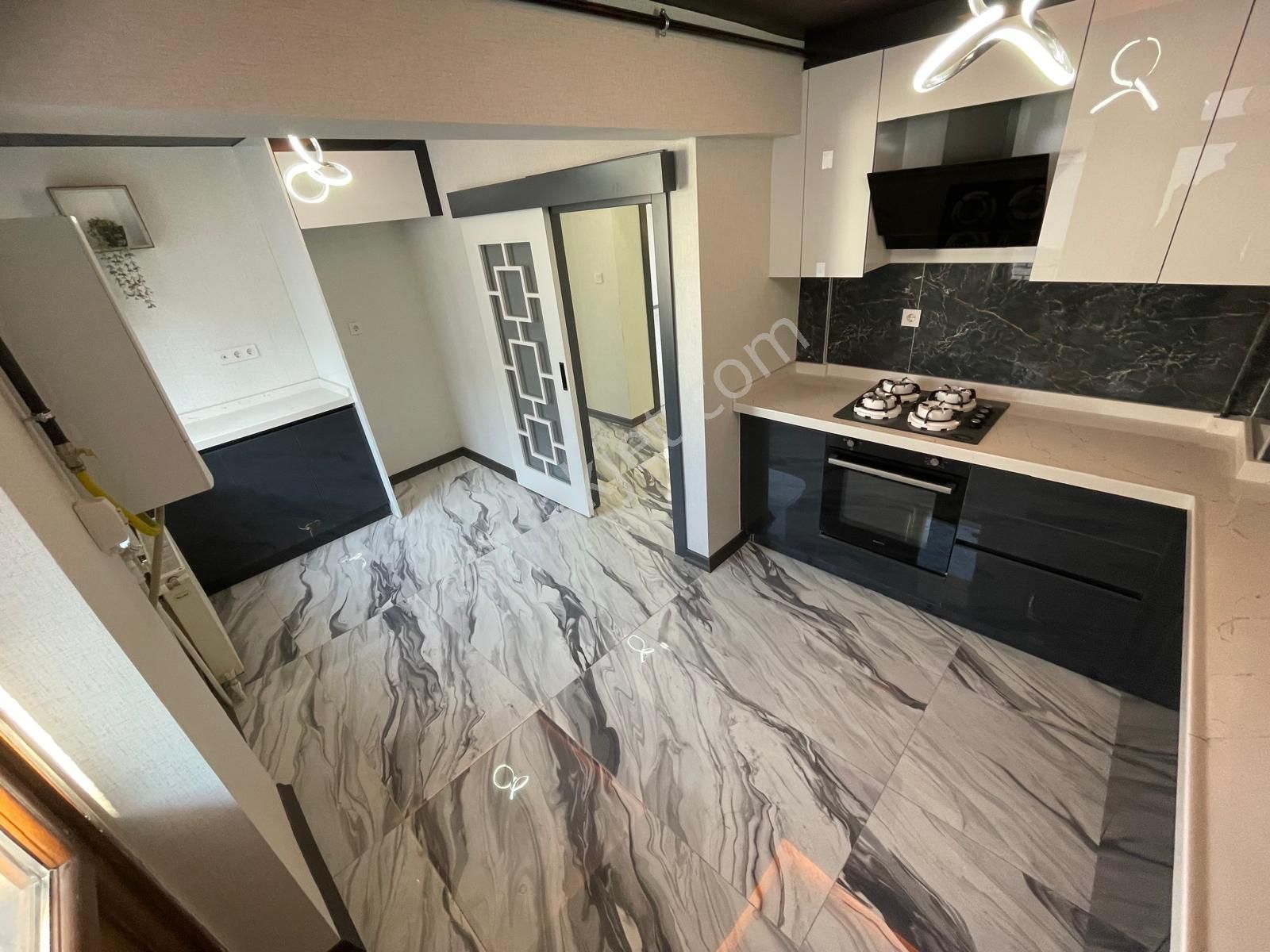 Sincan Akşemsettin Mah.'de Satılık 4+1 3 Balkonlu Teraslı Daire - Görsel 4