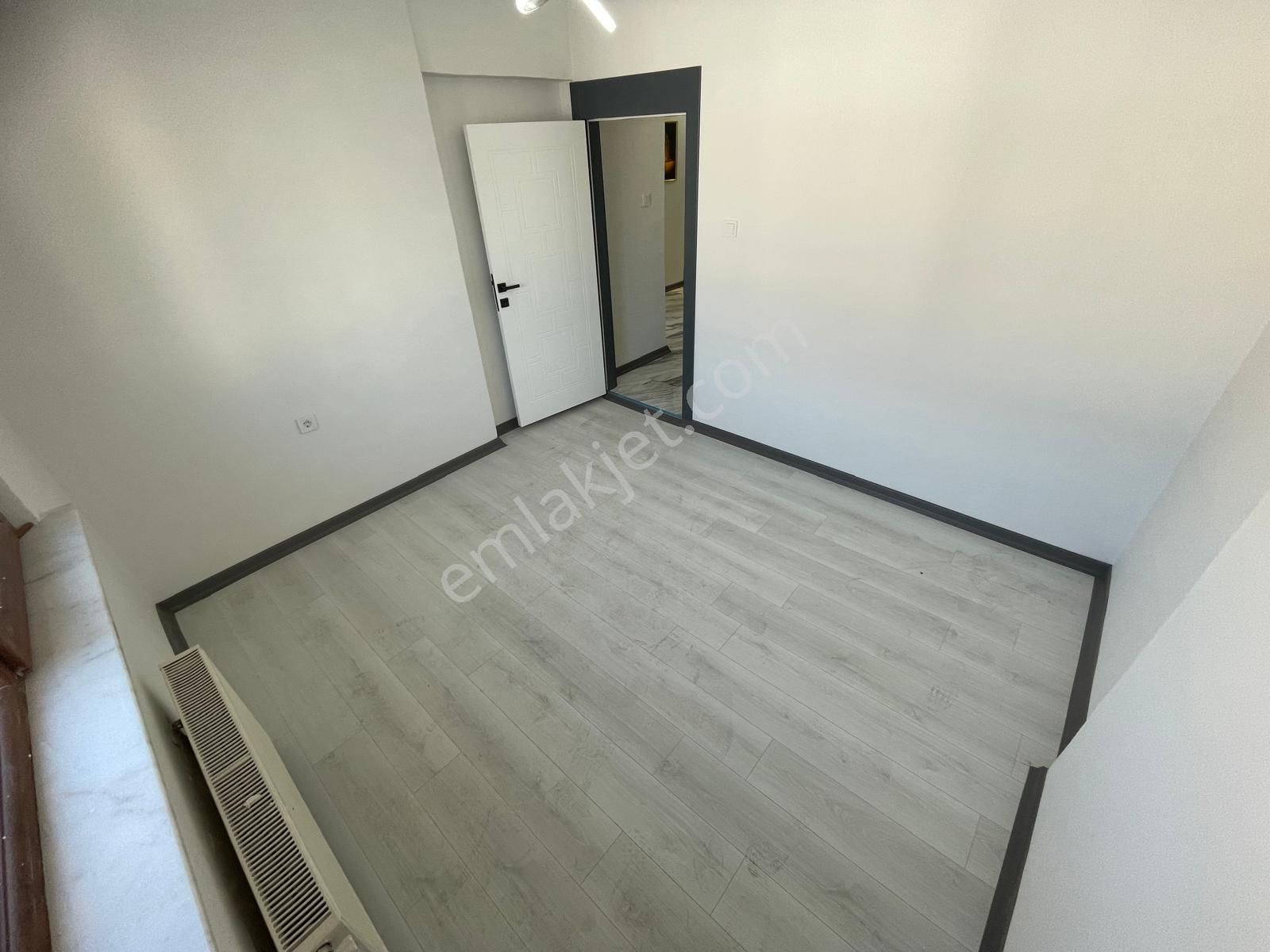 Sincan Akşemsettin Mah.'de Satılık 4+1 3 Balkonlu Teraslı Daire - Görsel 17