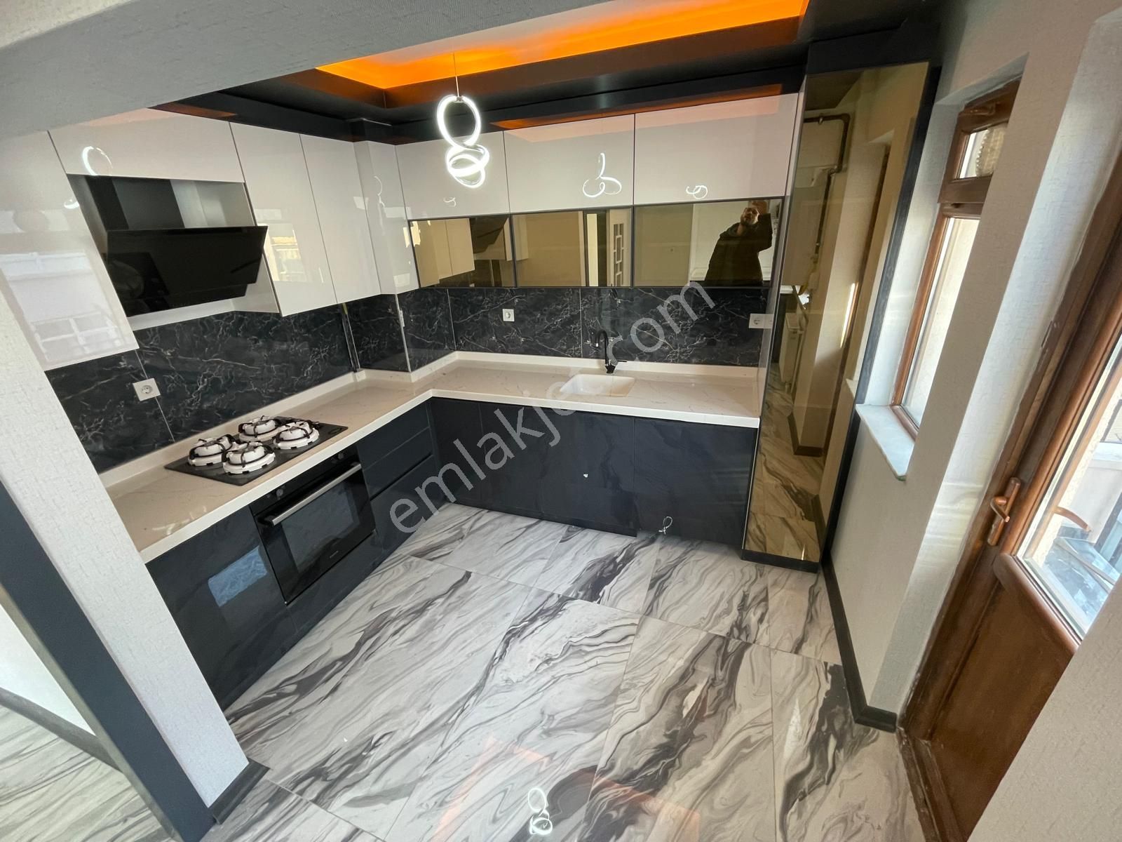 Sincan Akşemsettin Mah.'de Satılık 4+1 3 Balkonlu Teraslı Daire - Görsel 5