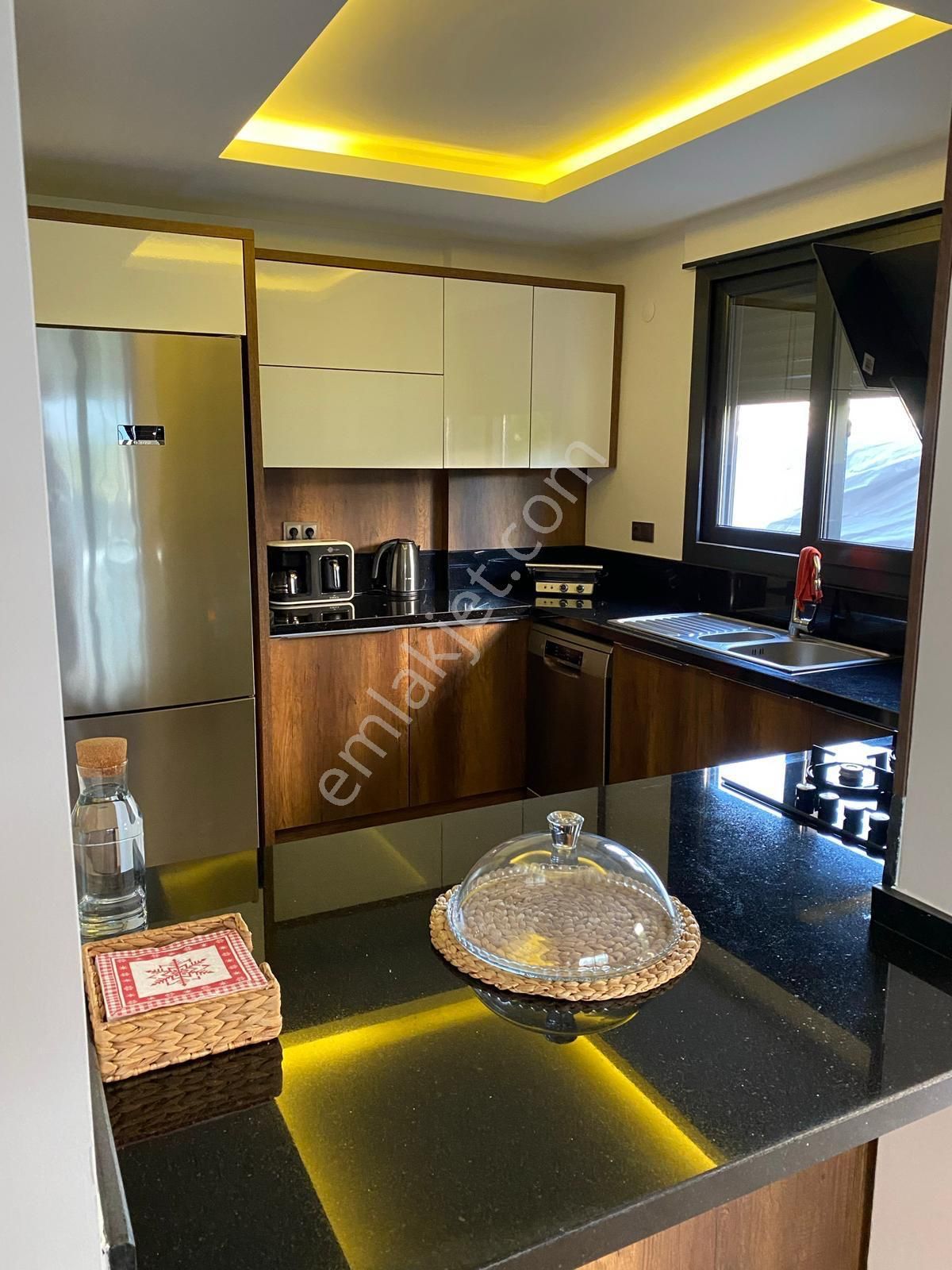 Soğucak'ta 3+1 Bahçeli Villa - Görsel 8