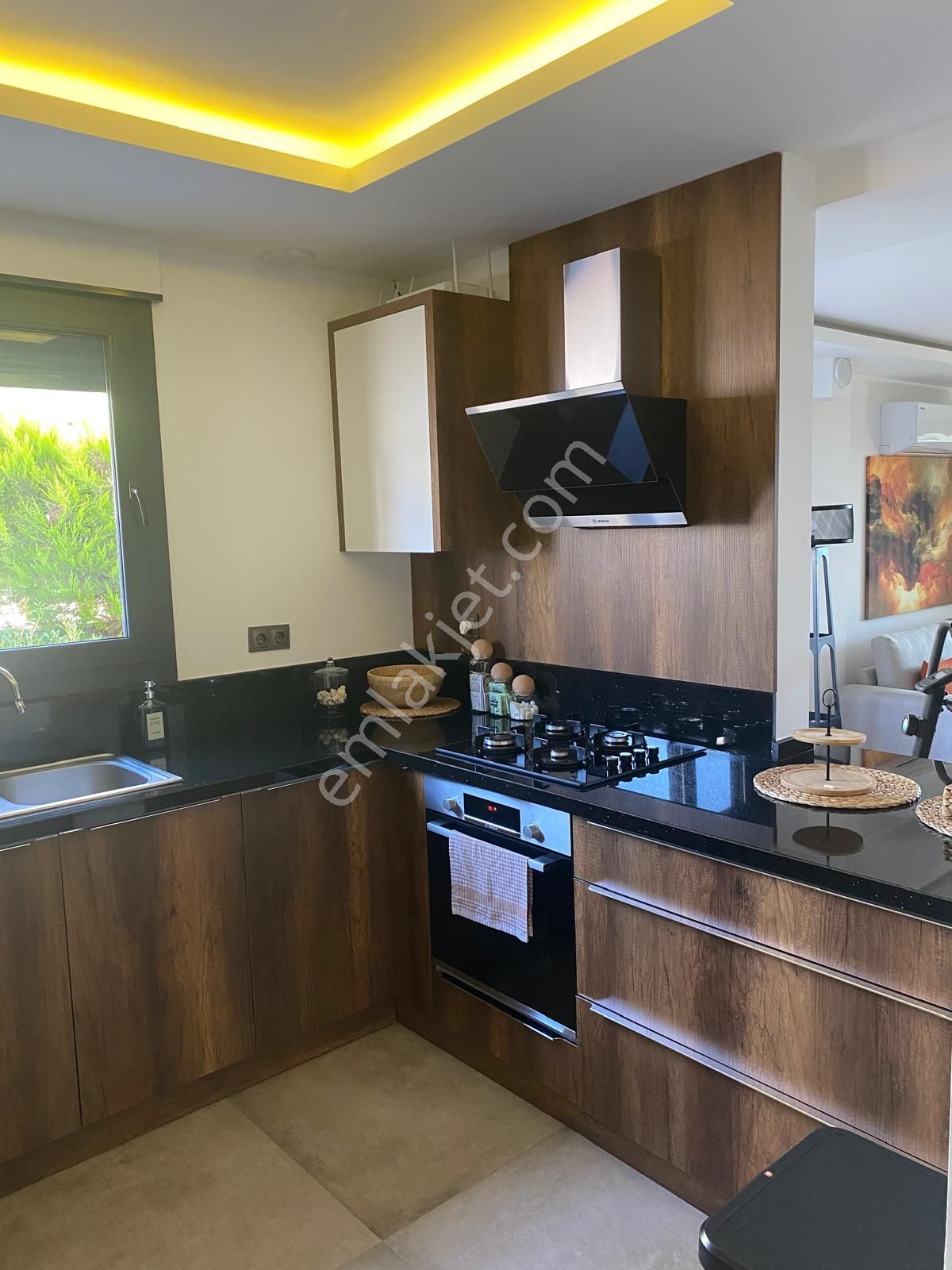 Soğucak'ta 3+1 Bahçeli Villa - Görsel 10