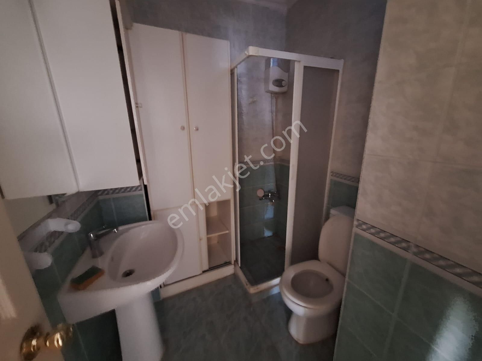 Göztepe Metro Tıranvay Sahileyakın Mitatpaşa Cad Yurme Mesafesinde - Görsel 11