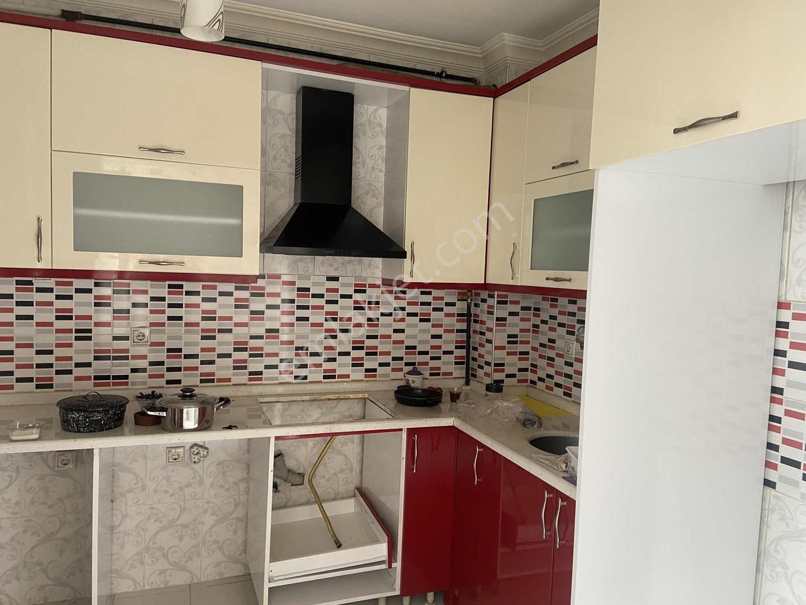 Demetevler Metrosuna Yürüyüş Mesafesinde Yapılı 3+1 - Görsel 13