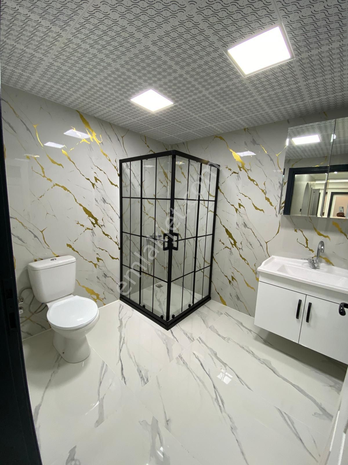 Bilgen Vatan'dan Bağlarbaşı Cadde Üzeri Megalüks Yapılı Masrafsız Asansörlü 3+1 Satılık Ön Cephe - Görsel 22