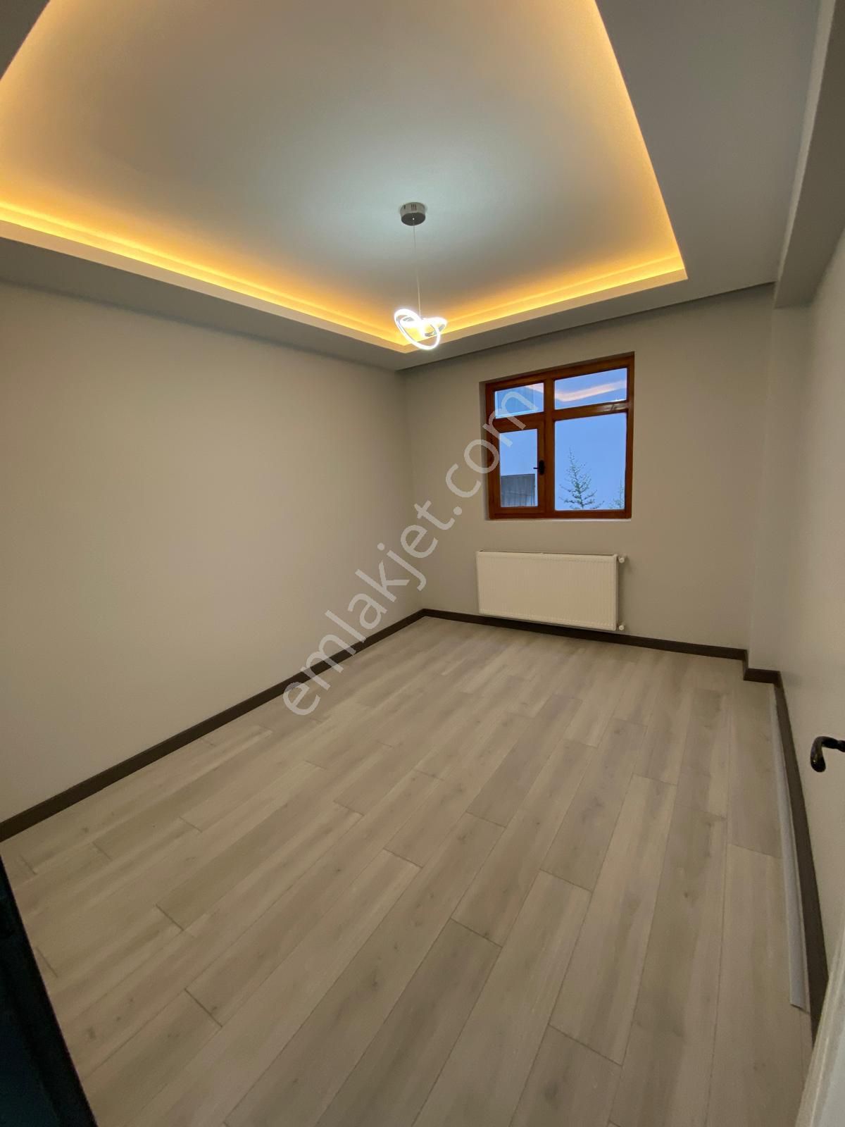 Bilgen Vatan'dan Bağlarbaşı Cadde Üzeri Megalüks Yapılı Masrafsız Asansörlü 3+1 Satılık Ön Cephe - Görsel 14