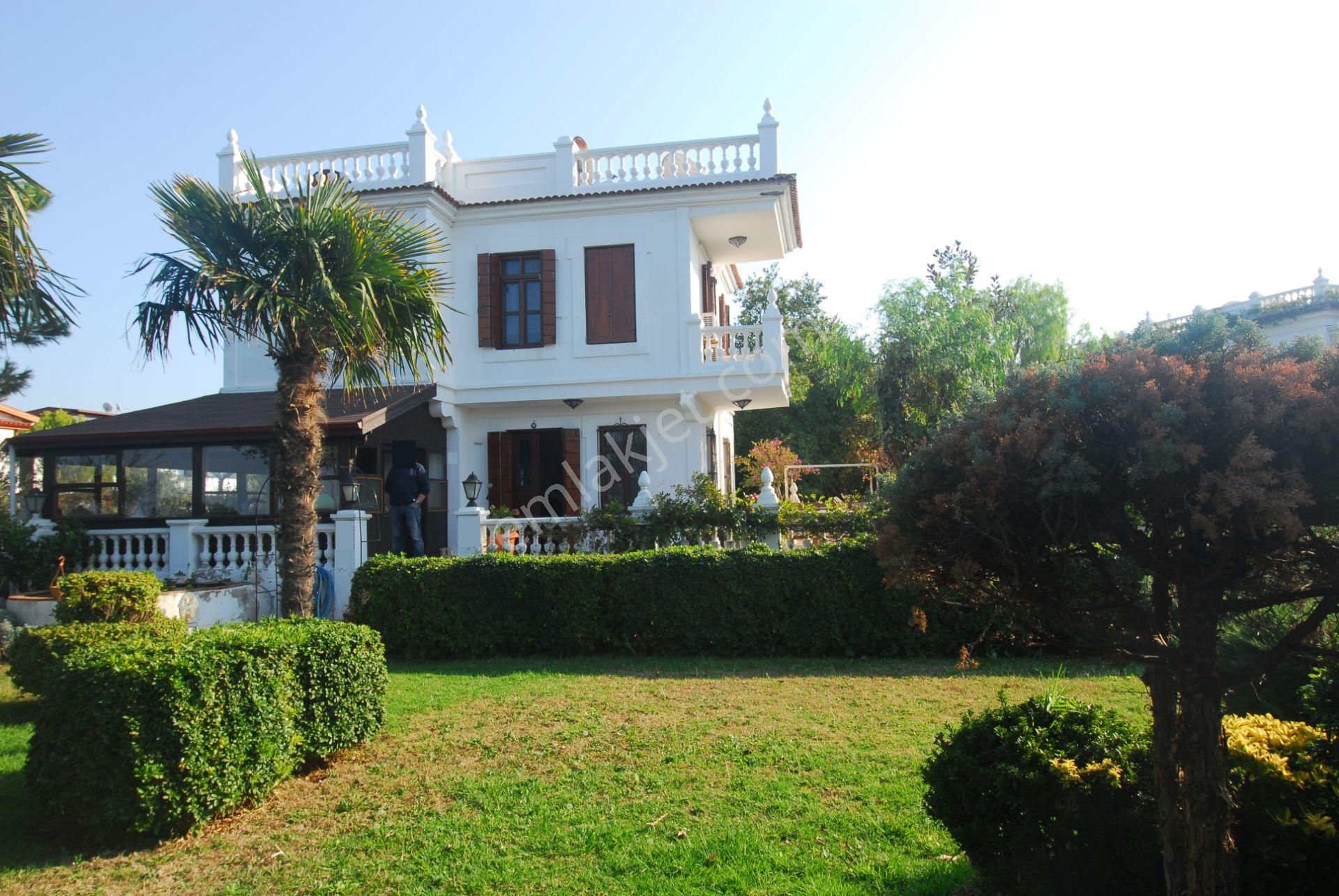 Balıkesir Ayvalık Ta Satılık Muhtesem Villa.denize Sıfır - Görsel 3