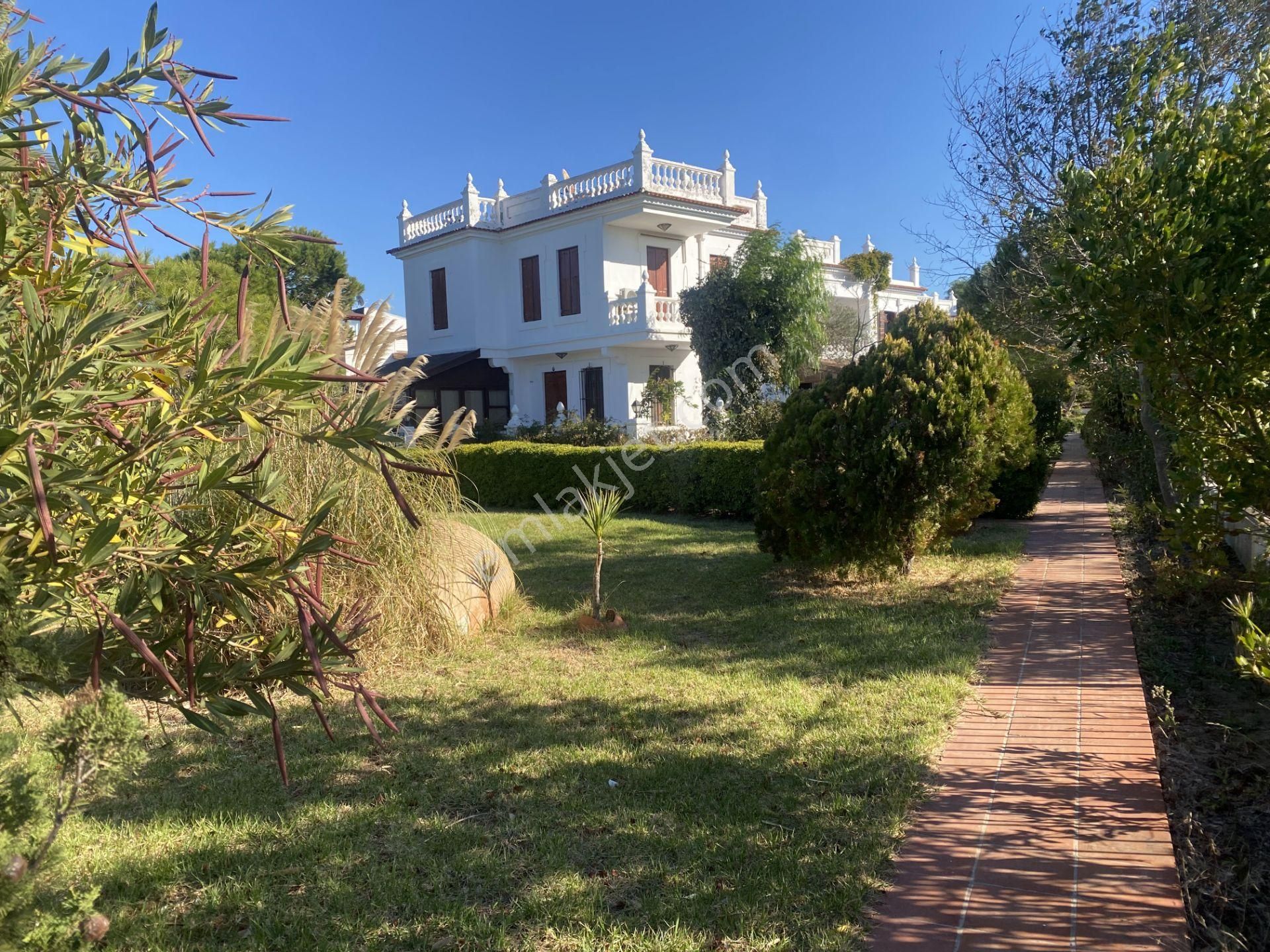 Balıkesir Ayvalık Ta Satılık Muhtesem Villa.denize Sıfır - Görsel 16