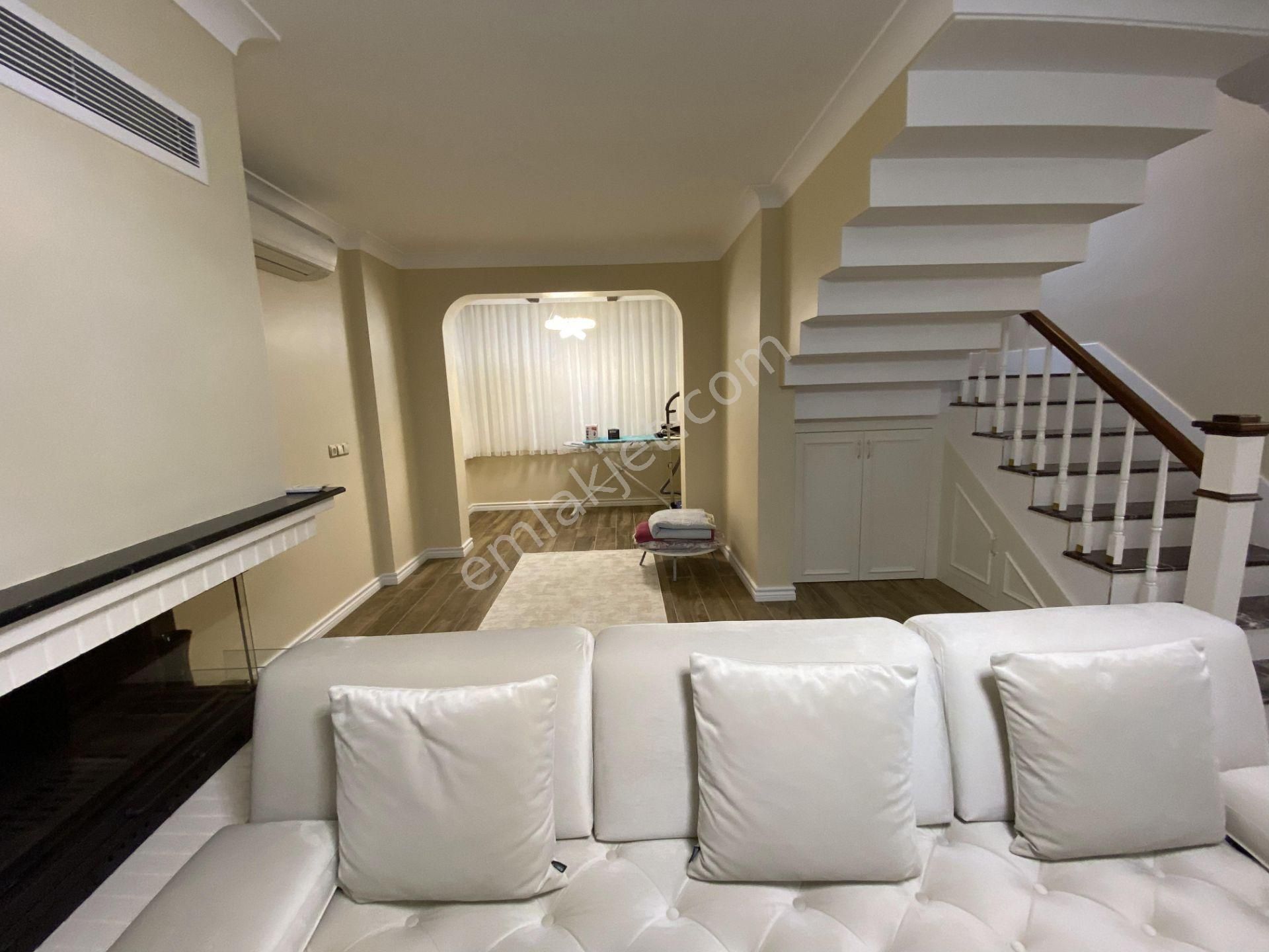 Balıkesir Ayvalık Ta Satılık Villa.denize 90 Metre Mesafede - Görsel 9