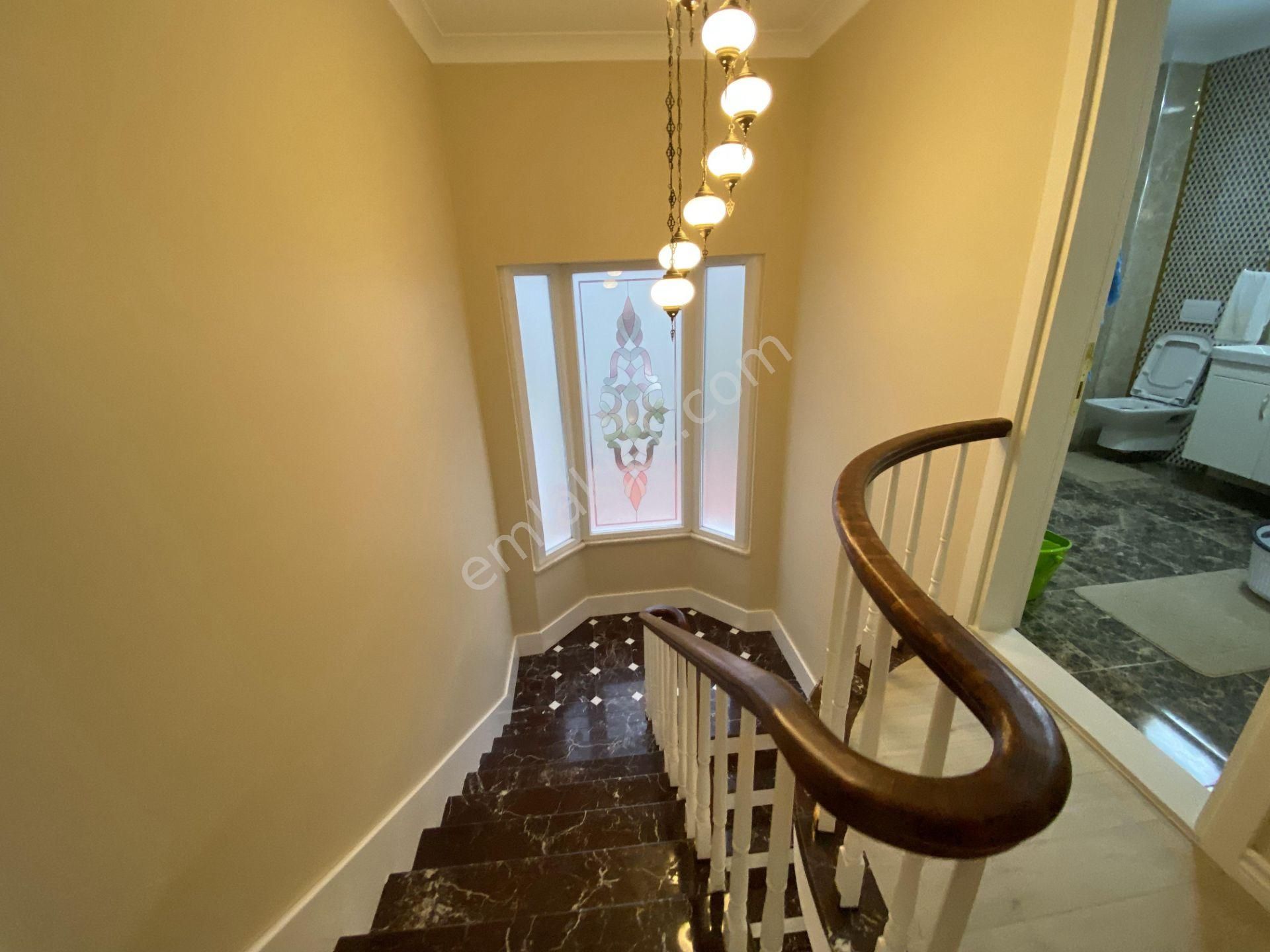 Balıkesir Ayvalık Ta Satılık Villa.denize 90 Metre Mesafede - Görsel 30