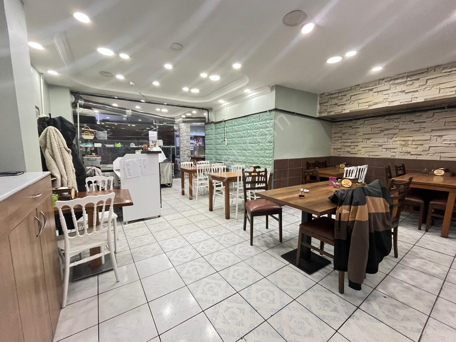 Özgürlük Caddesi Üzerinde Devren Kiralık Lokanta – Hazır Kurulu Sistem - Görsel 3