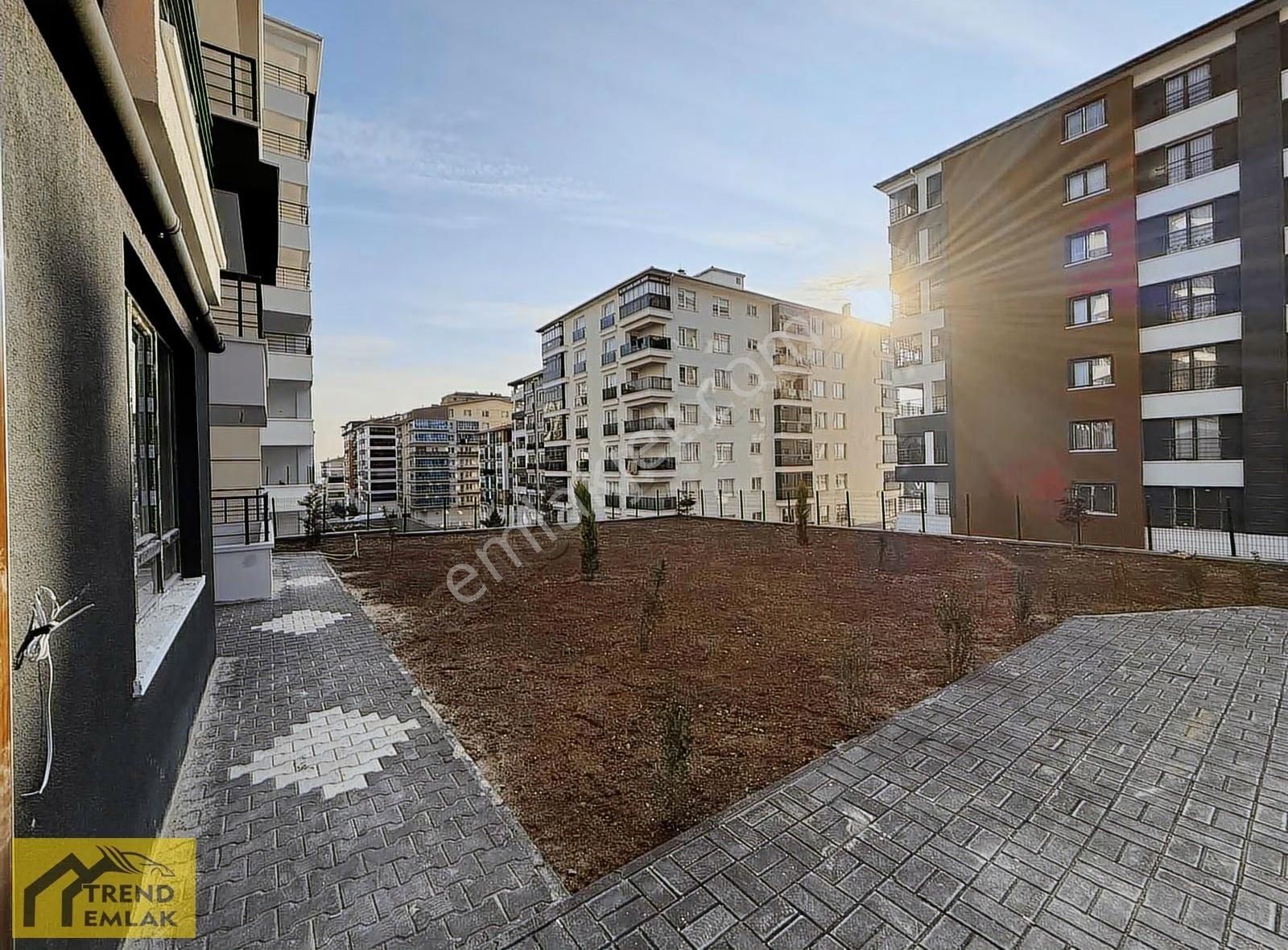 Trend Migros Karşısı 2.kat Konumunda 3+1 Ebeveyn+giyinme 140m2** - Görsel 28