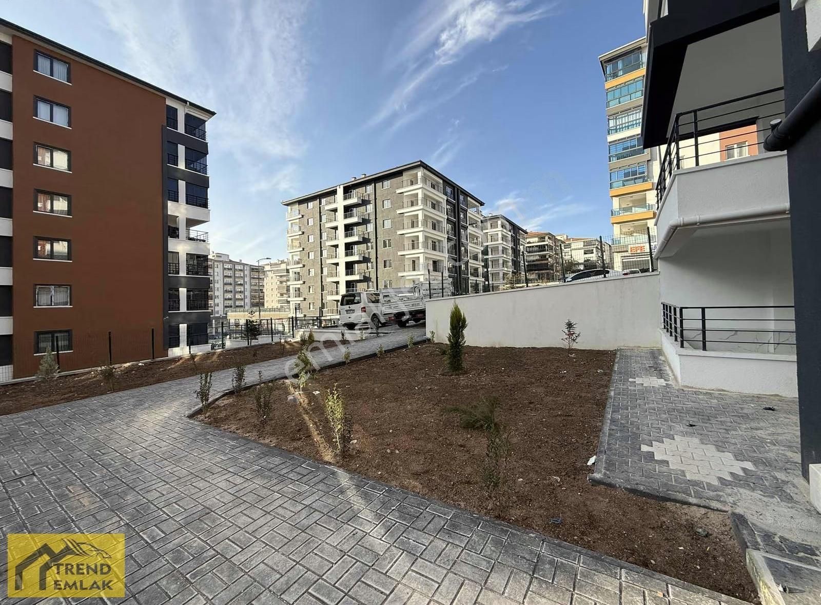 Trend Migros Karşısı 2.kat Konumunda 3+1 Ebeveyn+giyinme 140m2** - Görsel 14