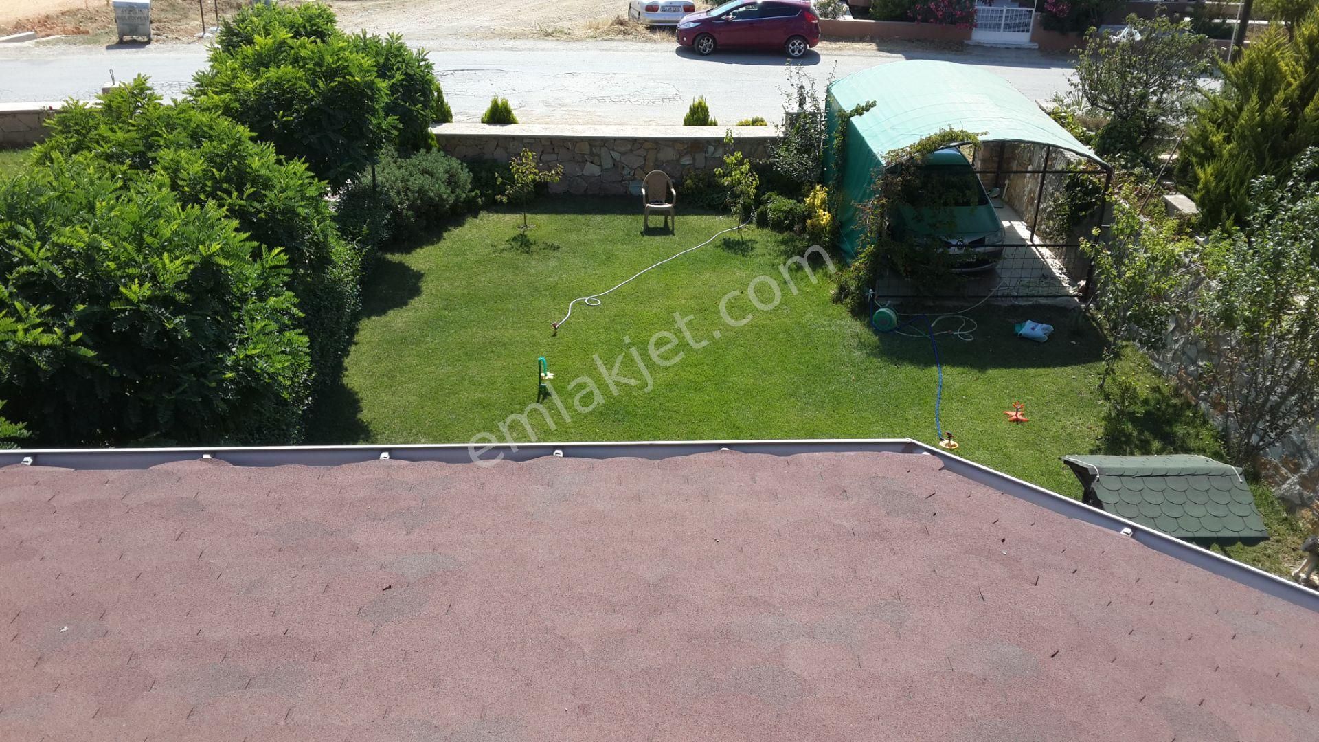 Ayvalikta Satilik Mukemmel Tripleks Villa - Görsel 16