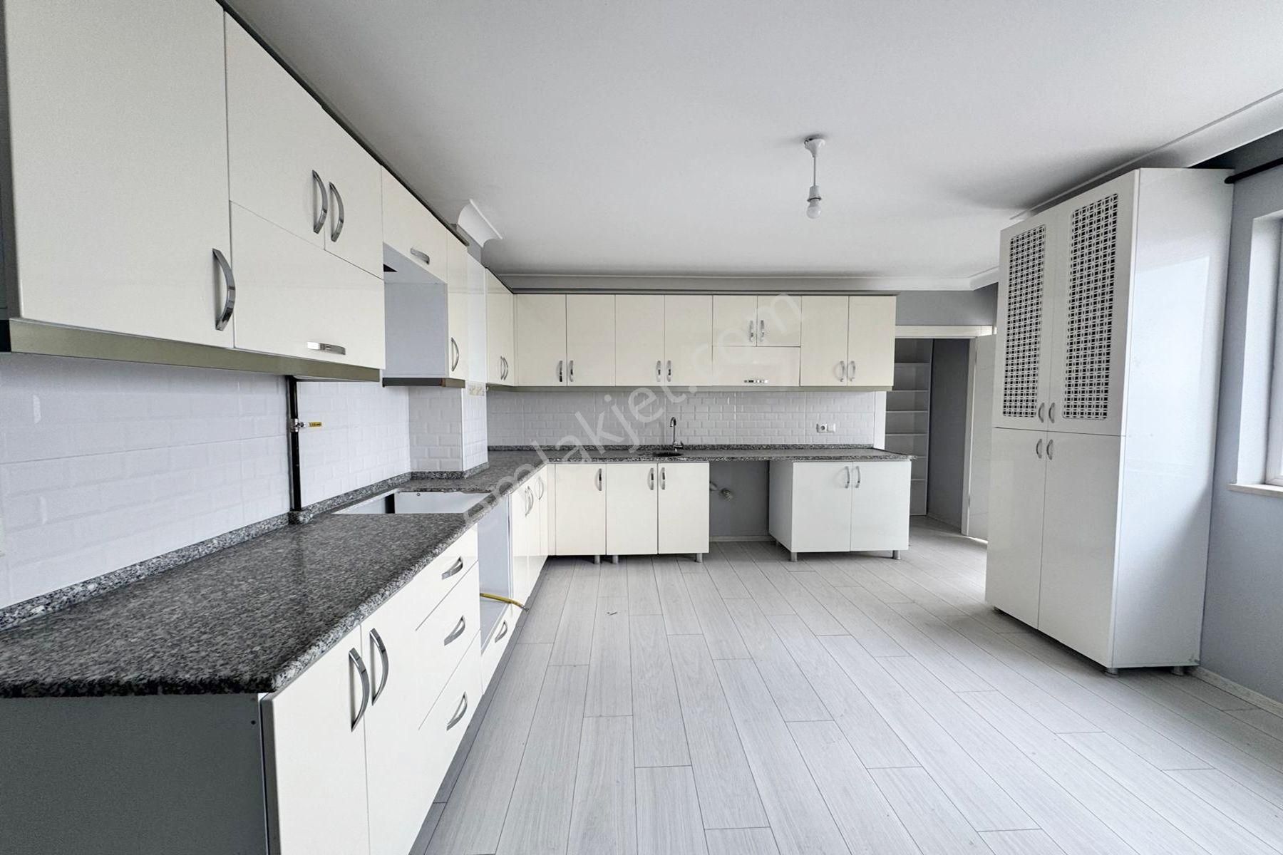 Mutlu'da Çift Girişli Manzaralı 5+1 Dubleks Fırsatı..! - Görsel 3