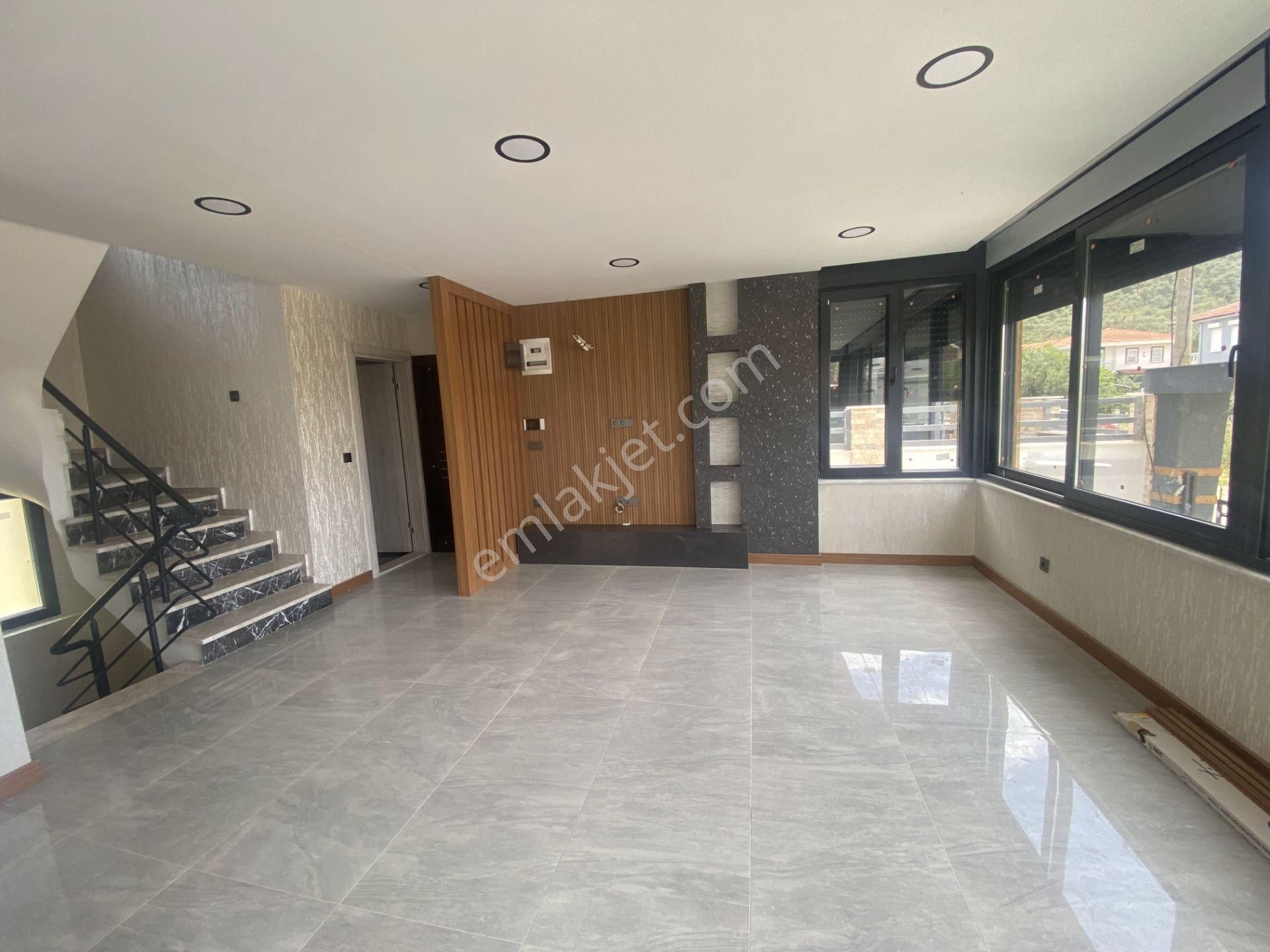 Balıkesir Ayvalık Camlık Ta Satılık Mustakil Villa - Görsel 12