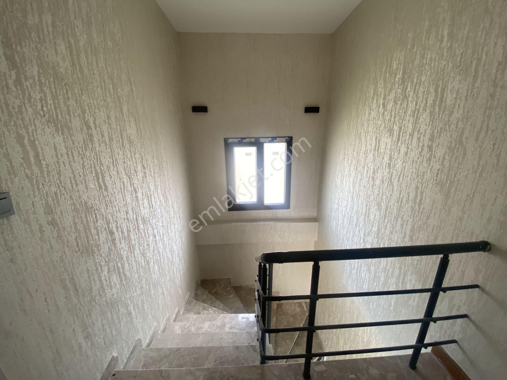 Balıkesir Ayvalık Camlık Ta Satılık Mustakil Villa - Görsel 15