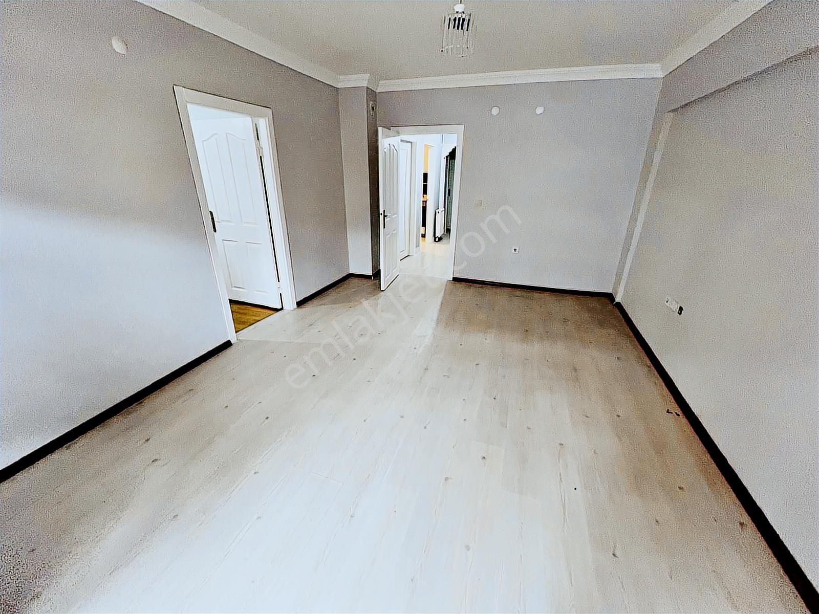 Valentia'dan Cadde Yakını Yüksek Giriş 2+1 Satılık Boş Daire !!! - Görsel 12