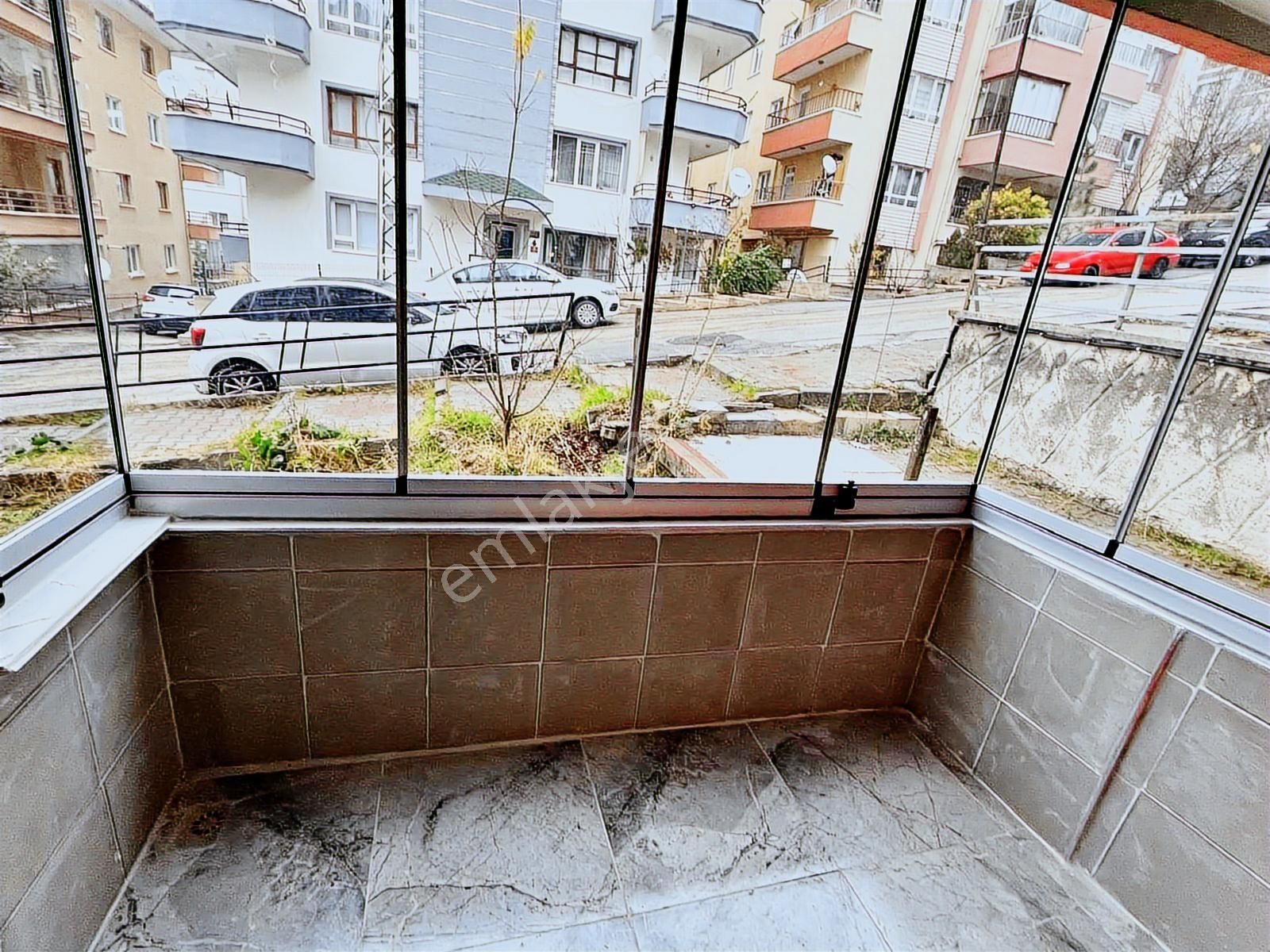 Valentia'dan Cadde Yakını Yüksek Giriş 2+1 Satılık Boş Daire !!! - Görsel 22