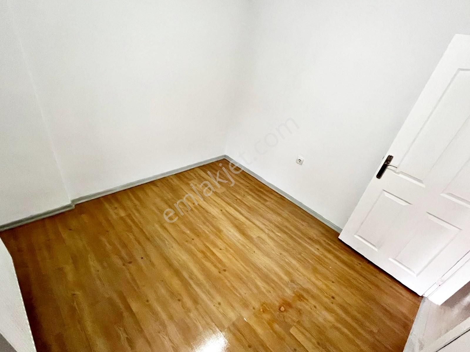 Valentia'dan Cadde Yakını Yüksek Giriş 2+1 Satılık Boş Daire !!! - Görsel 17