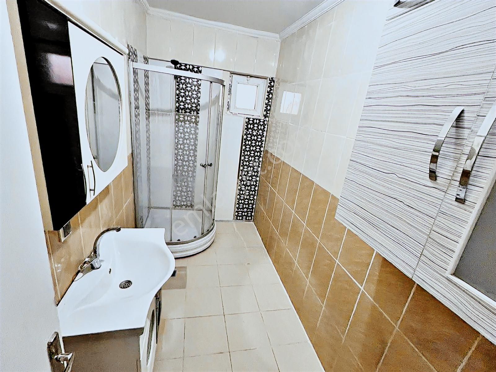 Valentia'dan Cadde Yakını Yüksek Giriş 2+1 Satılık Boş Daire !!! - Görsel 13