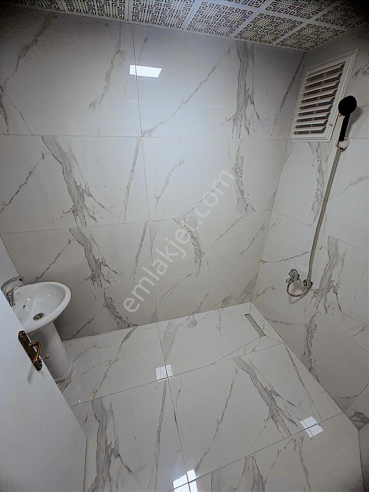 Altın Anahtardan Atapark Merkezde Katta Bağımsız Kiralık - Görsel 17