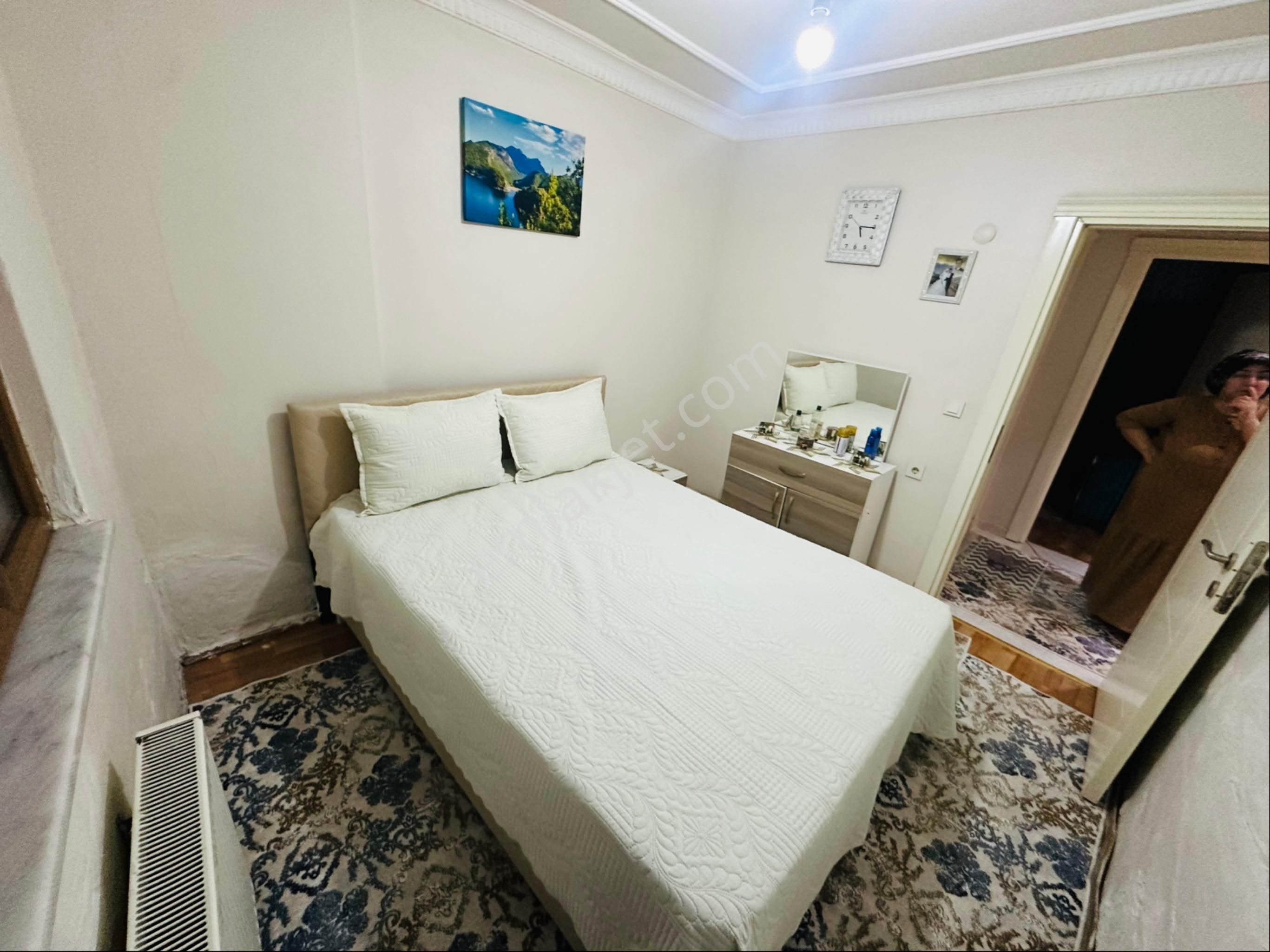 Tramvay Dibinde Caddeye Yakın 2+1 80m2 Satılık Bahçe Katı - Görsel 7