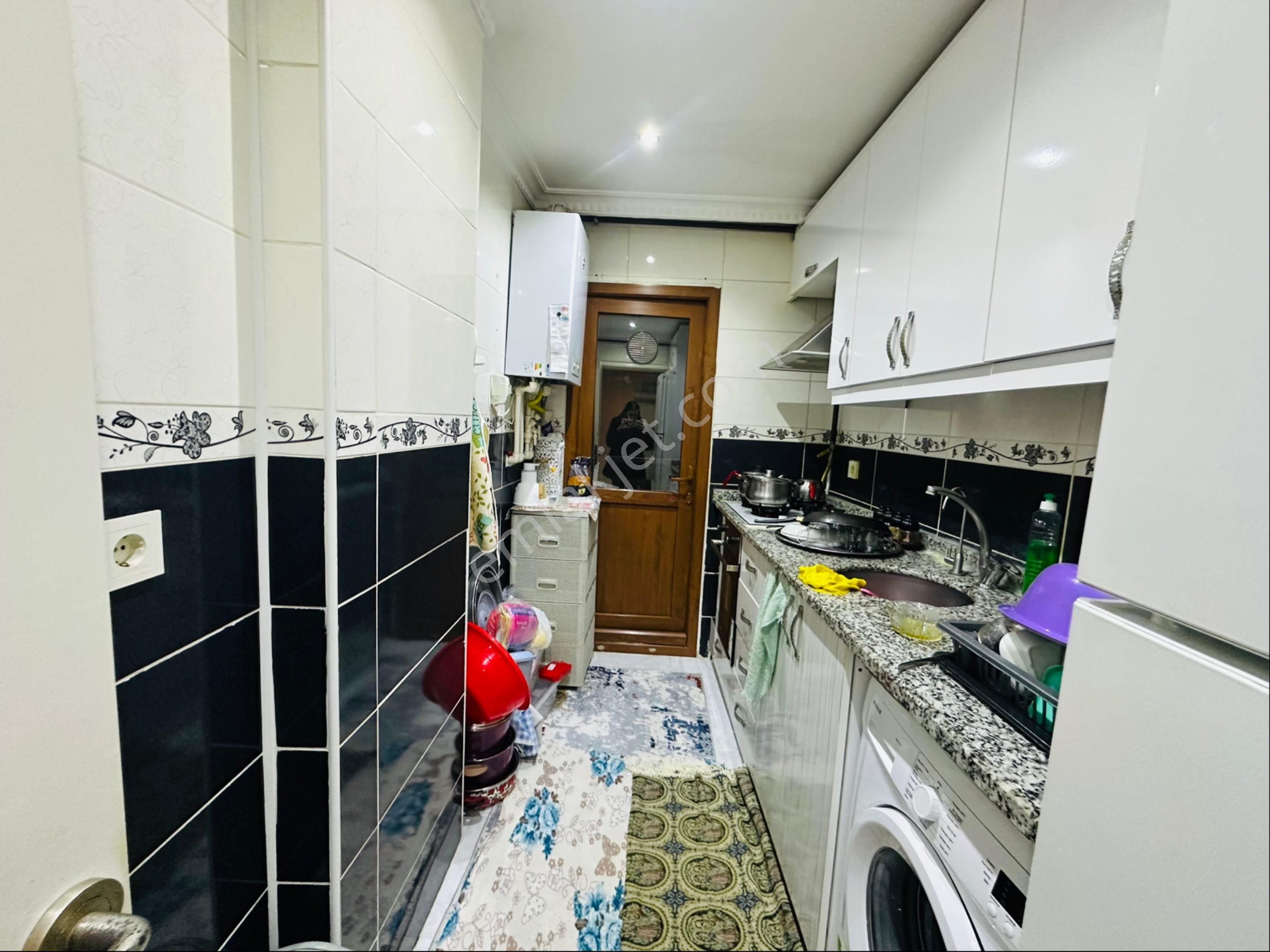 Tramvay Dibinde Caddeye Yakın 2+1 80m2 Satılık Bahçe Katı - Görsel 19