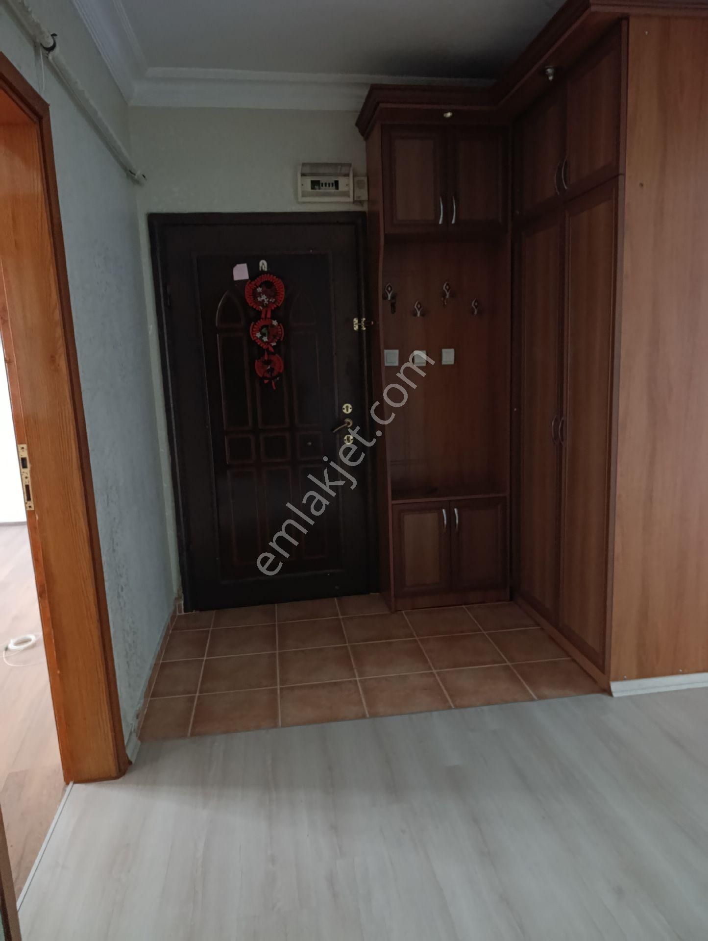 Araz Gayrimenkul 75 Yıl Mah.satılık 3+1 Bodrum Daire - Görsel 13