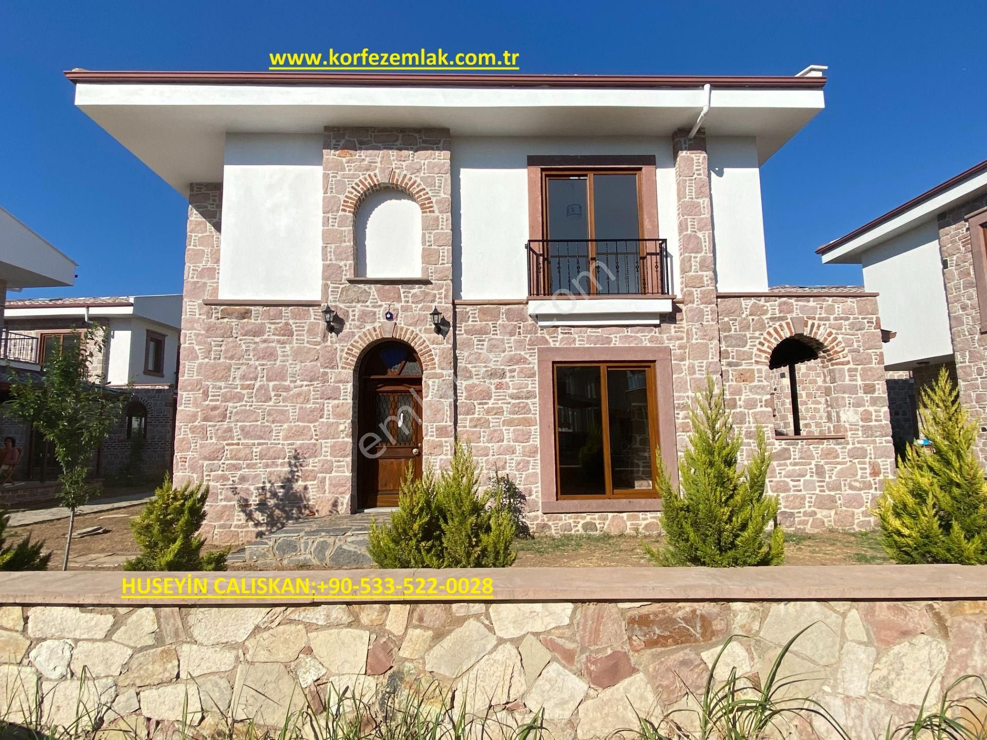 Balıkesir Ayvalık Camlık Ta Satılık Villa