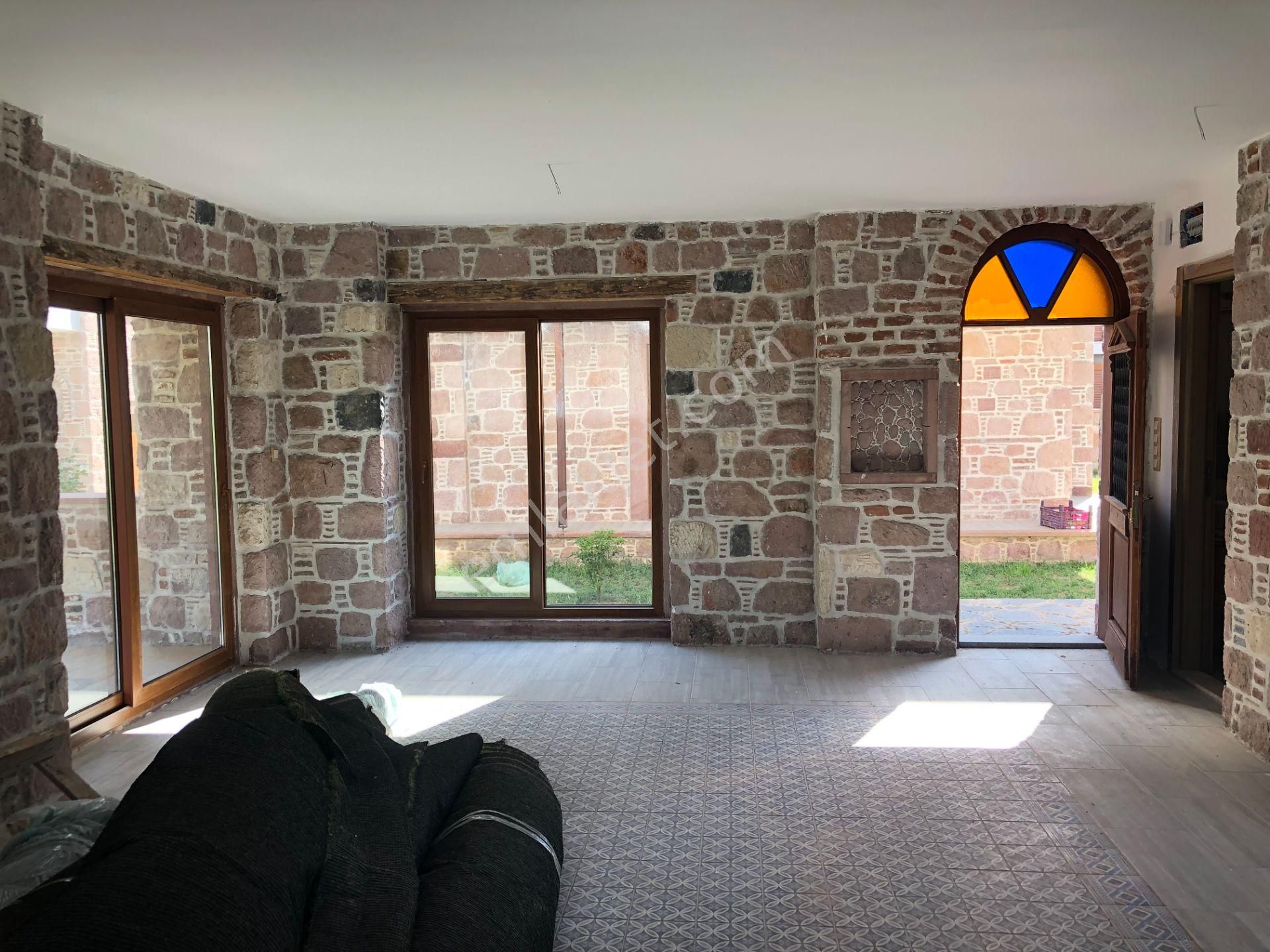 Balıkesir Ayvalık Camlık Ta Satılık Villa - Görsel 10