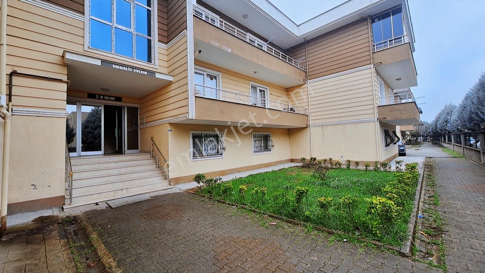 Sakarya Arifiye Merkezi Konumda Net 150 M2 3+1 Satılık Dubleks