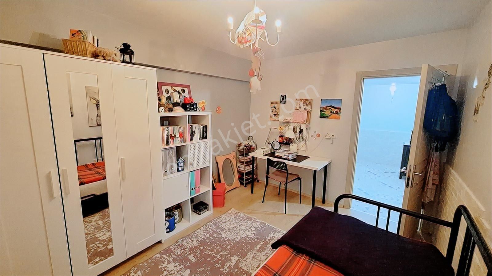 Sakarya Arifiye Merkezi Konumda Net 150 M2 3+1 Satılık Dubleks - Görsel 32