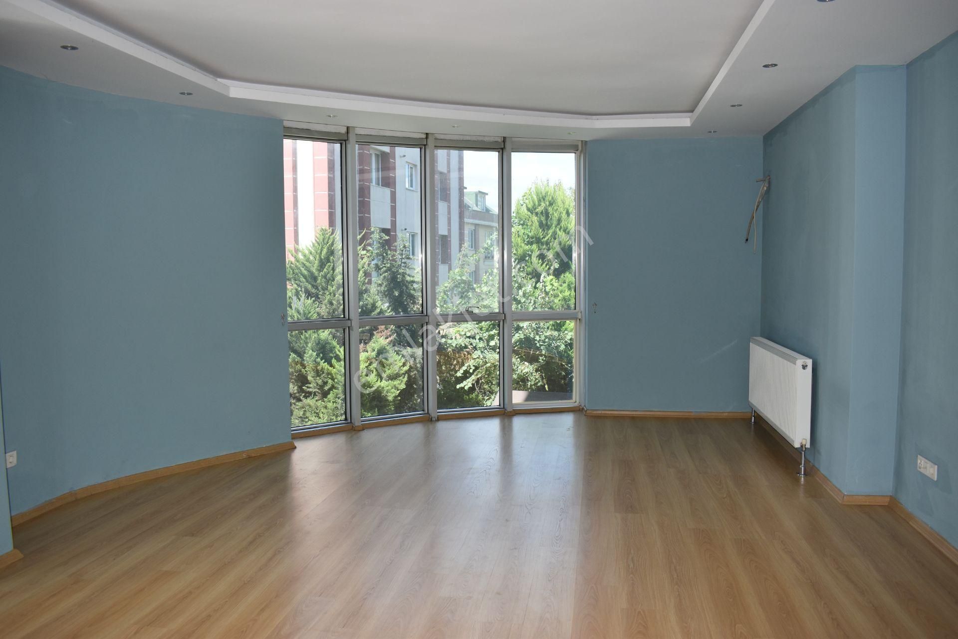 Büyükçekmece Atatürk Mah Havuzlu Sitede Ultra Lüks 4+2 Kiralık Dubleks - Görsel 2