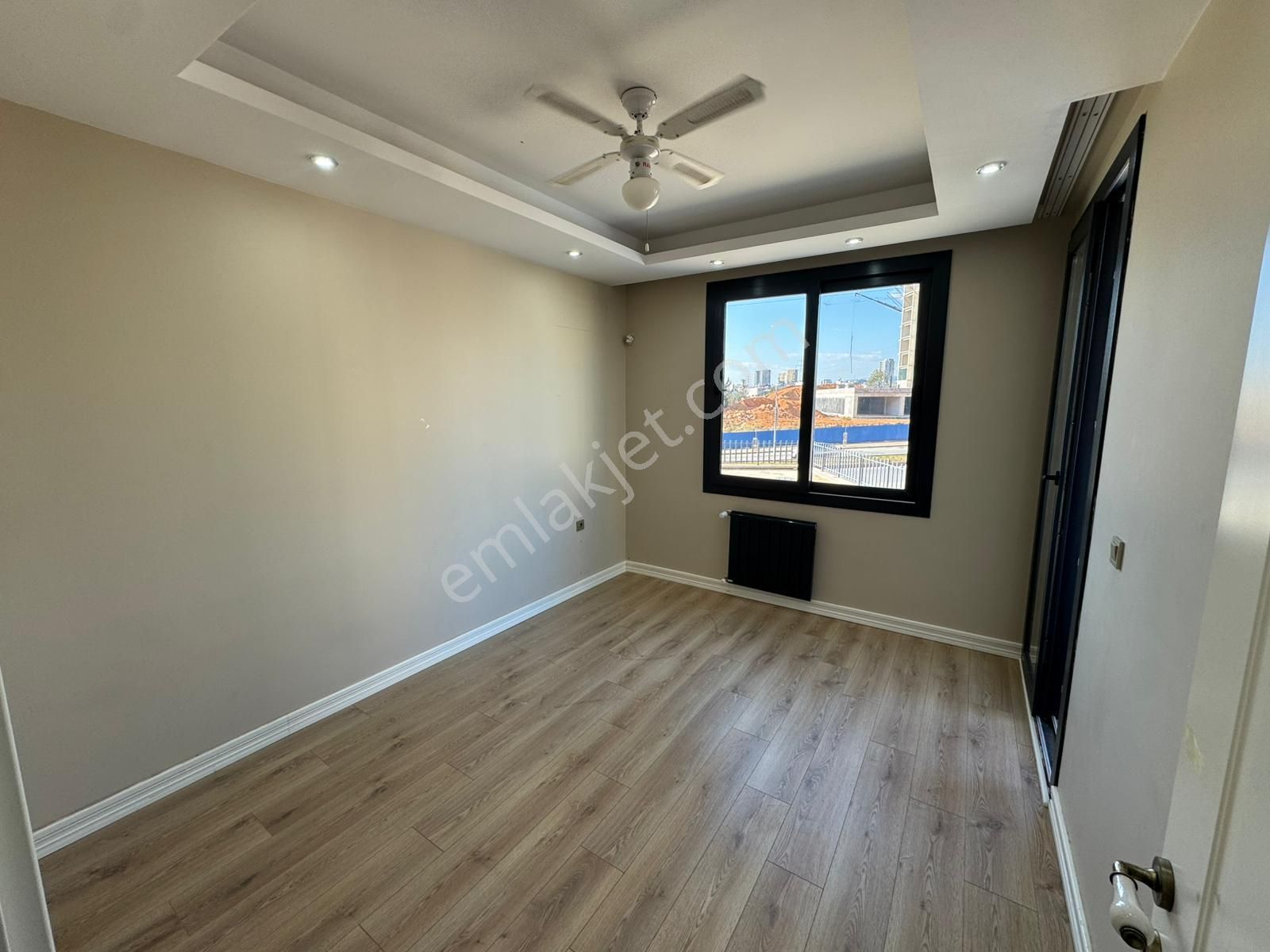 Ergünden 50. Yılda Site İçinde 3+1 Geniş Ve Modern Satılık Daire - Görsel 14