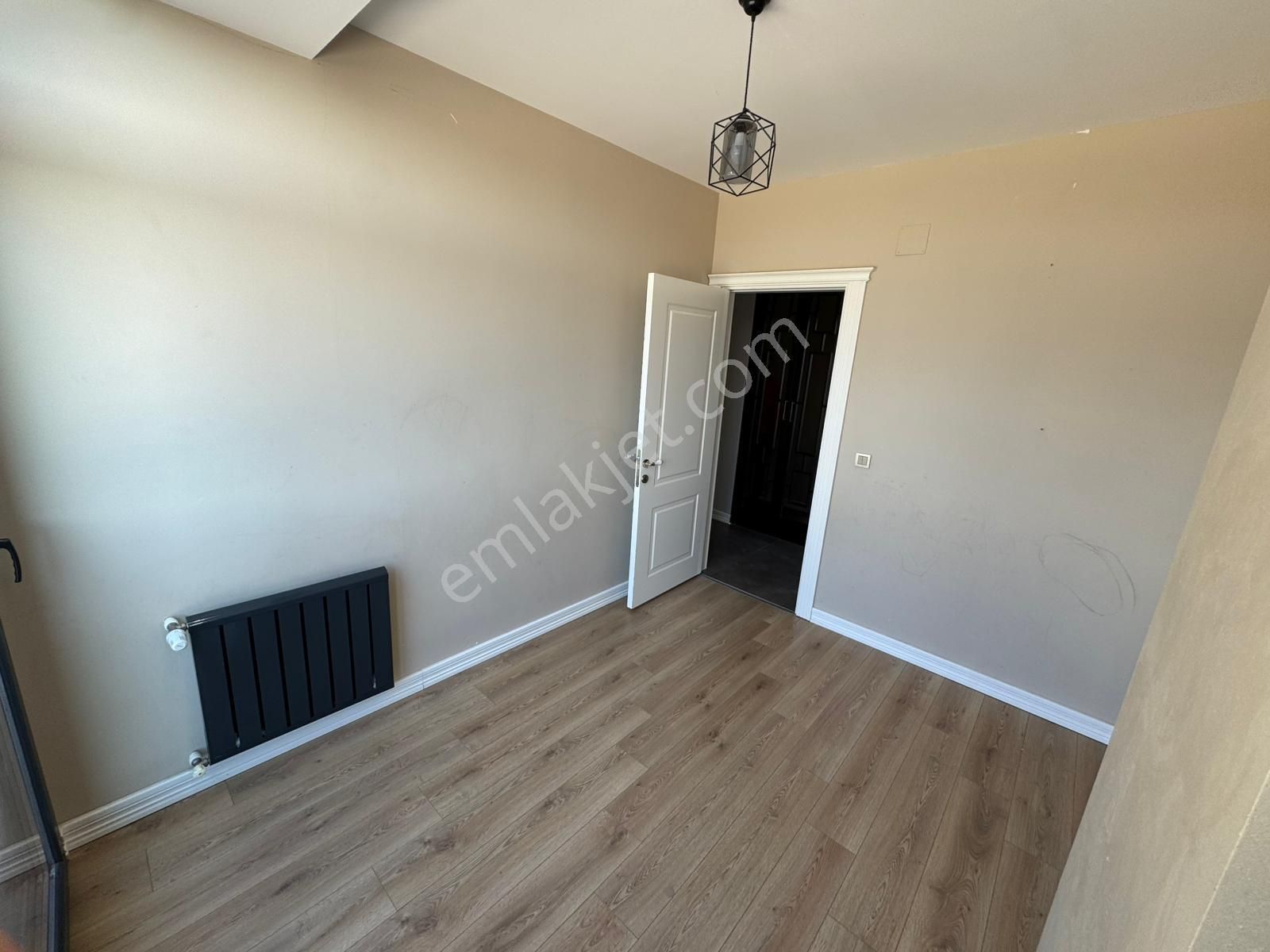 Ergünden 50. Yılda Site İçinde 3+1 Geniş Ve Modern Satılık Daire - Görsel 11