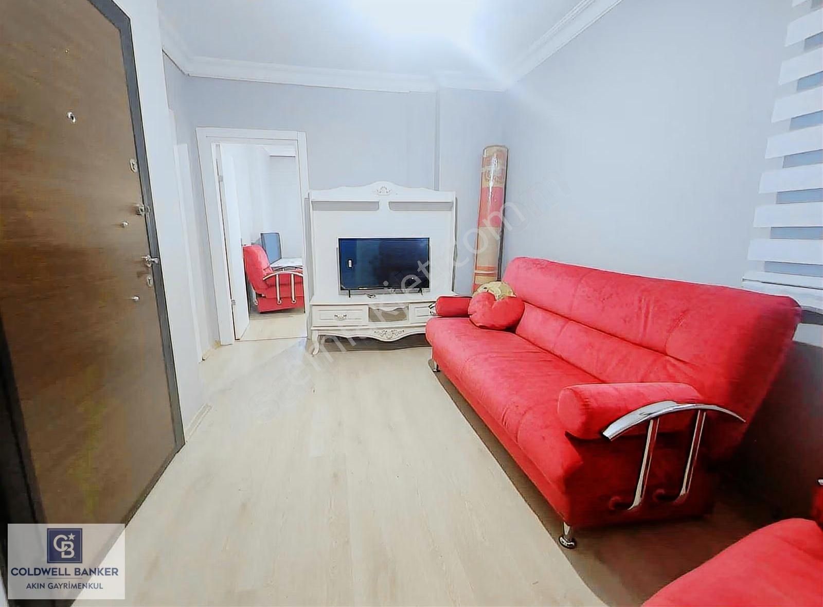 Taşdelen Merkezde Full Eşyalı 1+1 Daire