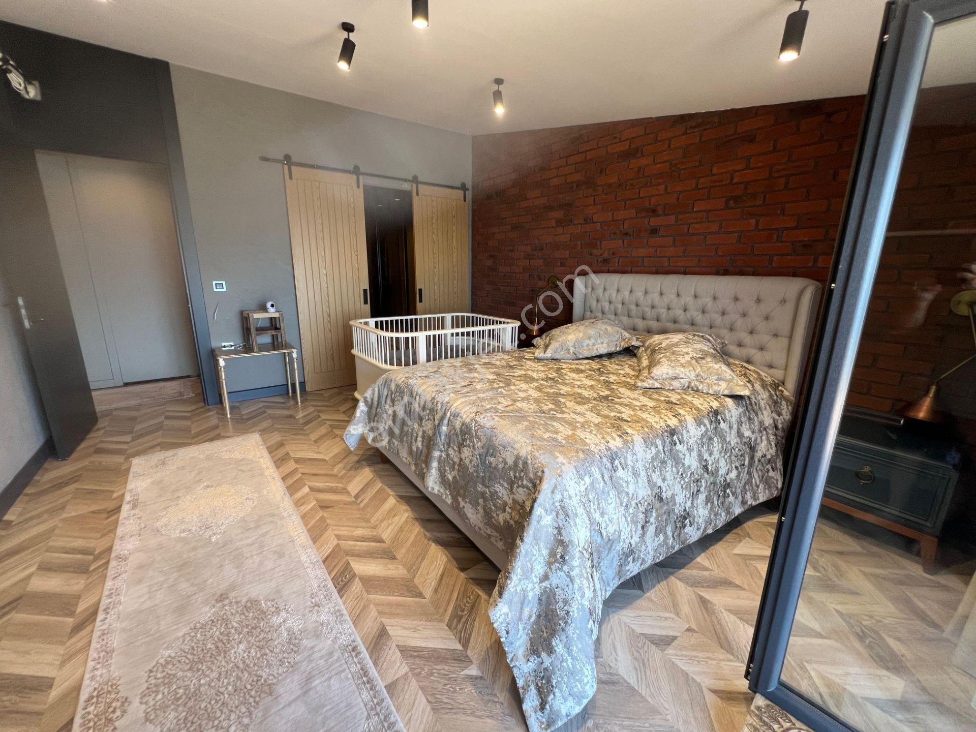 Trabzon Kayı'da Kiralık Özel Tasarım 2+1 Dubleks Daire - Görsel 9