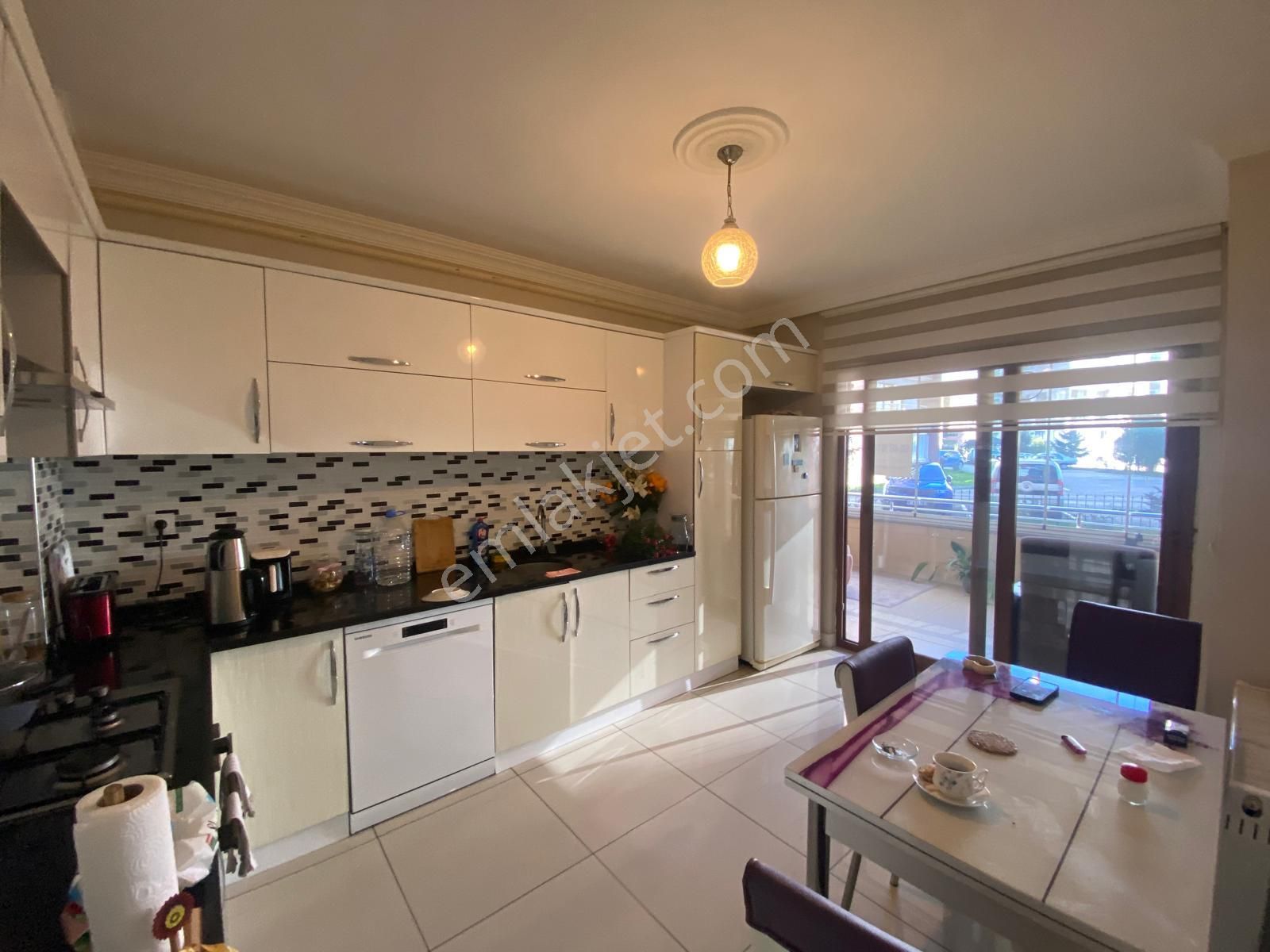 Trabzon Çukurçayır'da Kiralık 3+1 Daire - Görsel 3