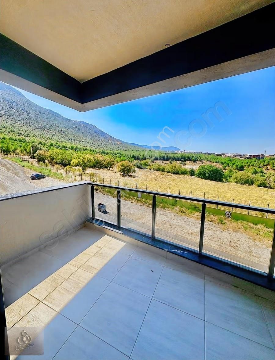 Üniversite Ve Yeşil Alan Cepheli Eşyalı 1+1-2+1ler - Görsel 3