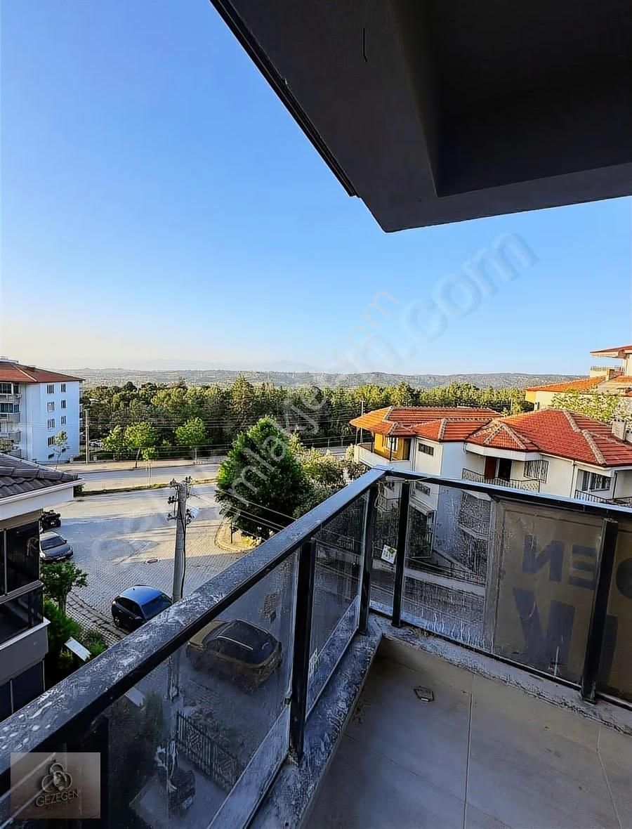 Zümrüt Mahallesi Manzaralı Lüks 3+1 Daireler (takasa Açık) - Görsel 14